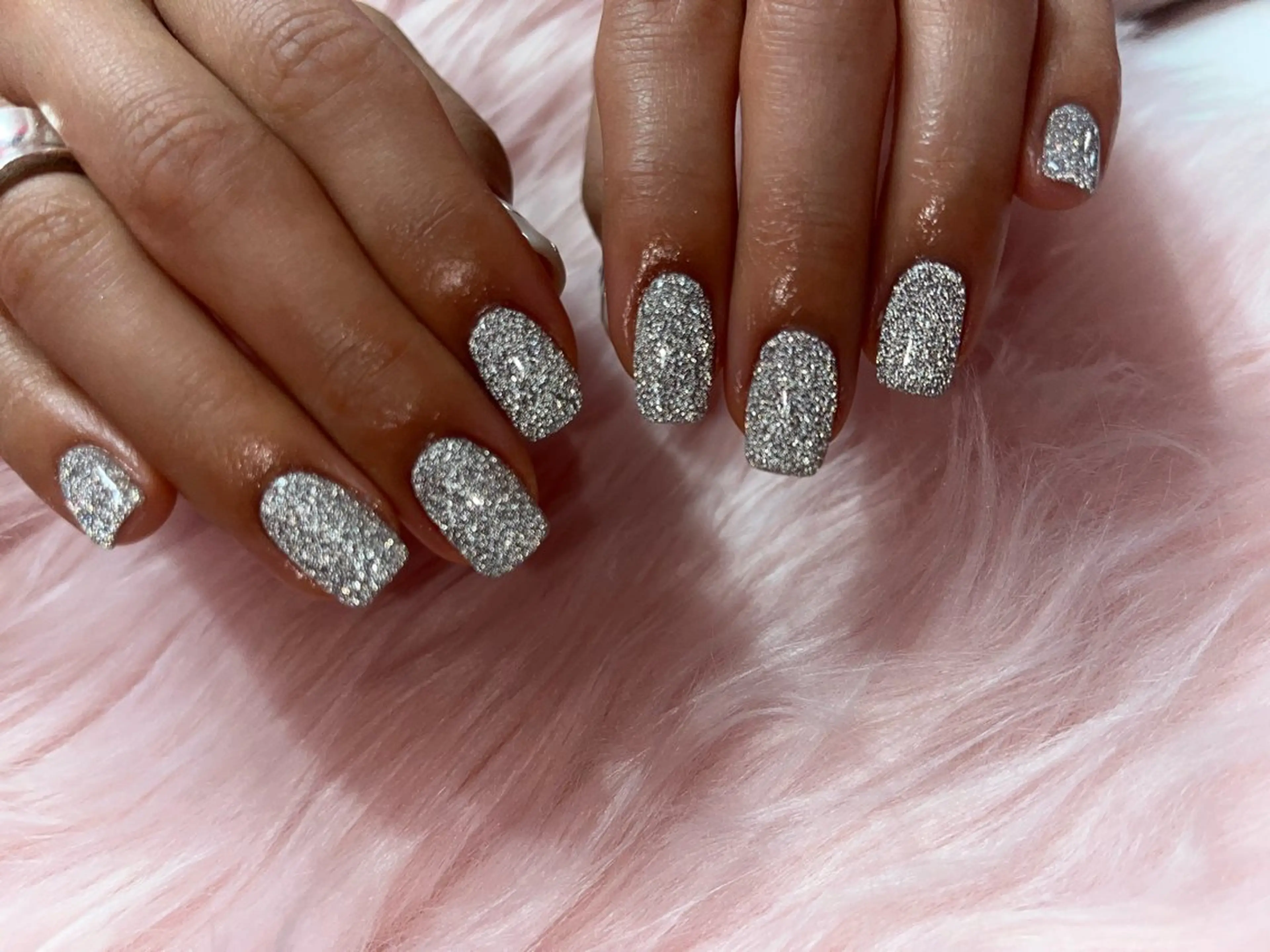 ネイル フラッシュネイル シルバー Snappy Nailsのネイルデザイン