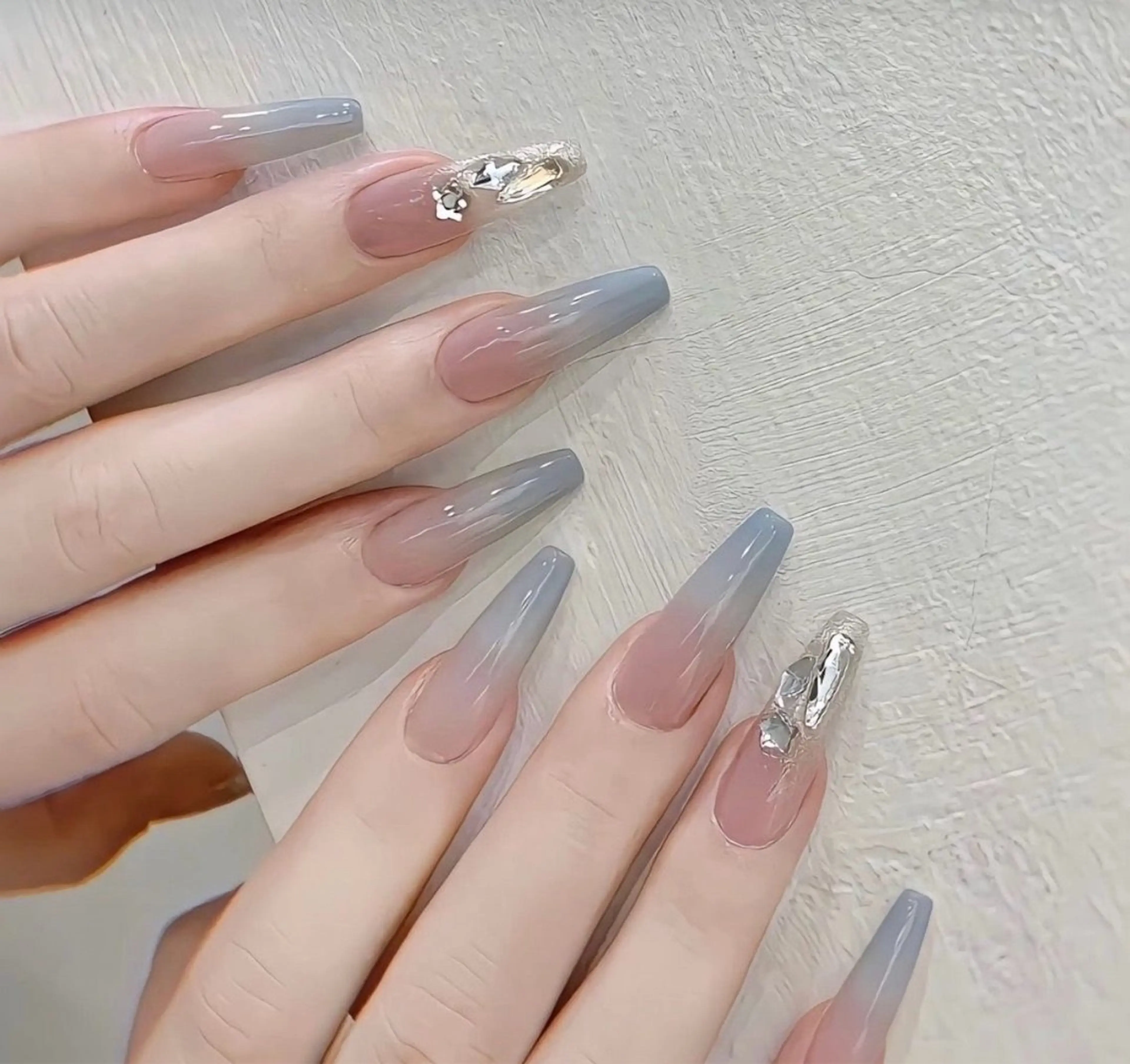 ネイル 韓国ネイル 持ち込み ニュアンスネイル ネイルチップ ハンドネイル TABI ANA.CHUOのネイルデザイン