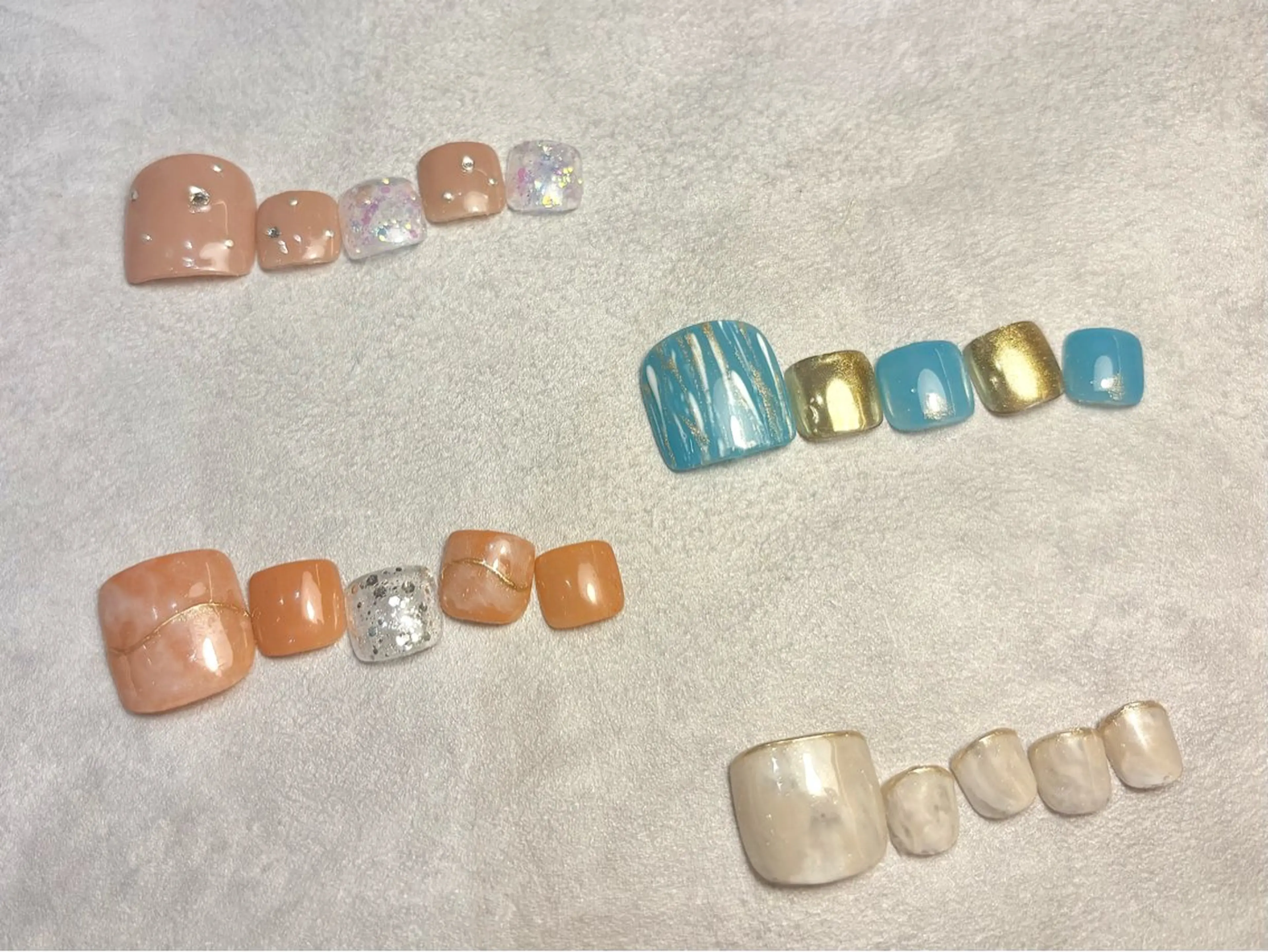 ＜オフ込み＞フット・定額デザインの写真