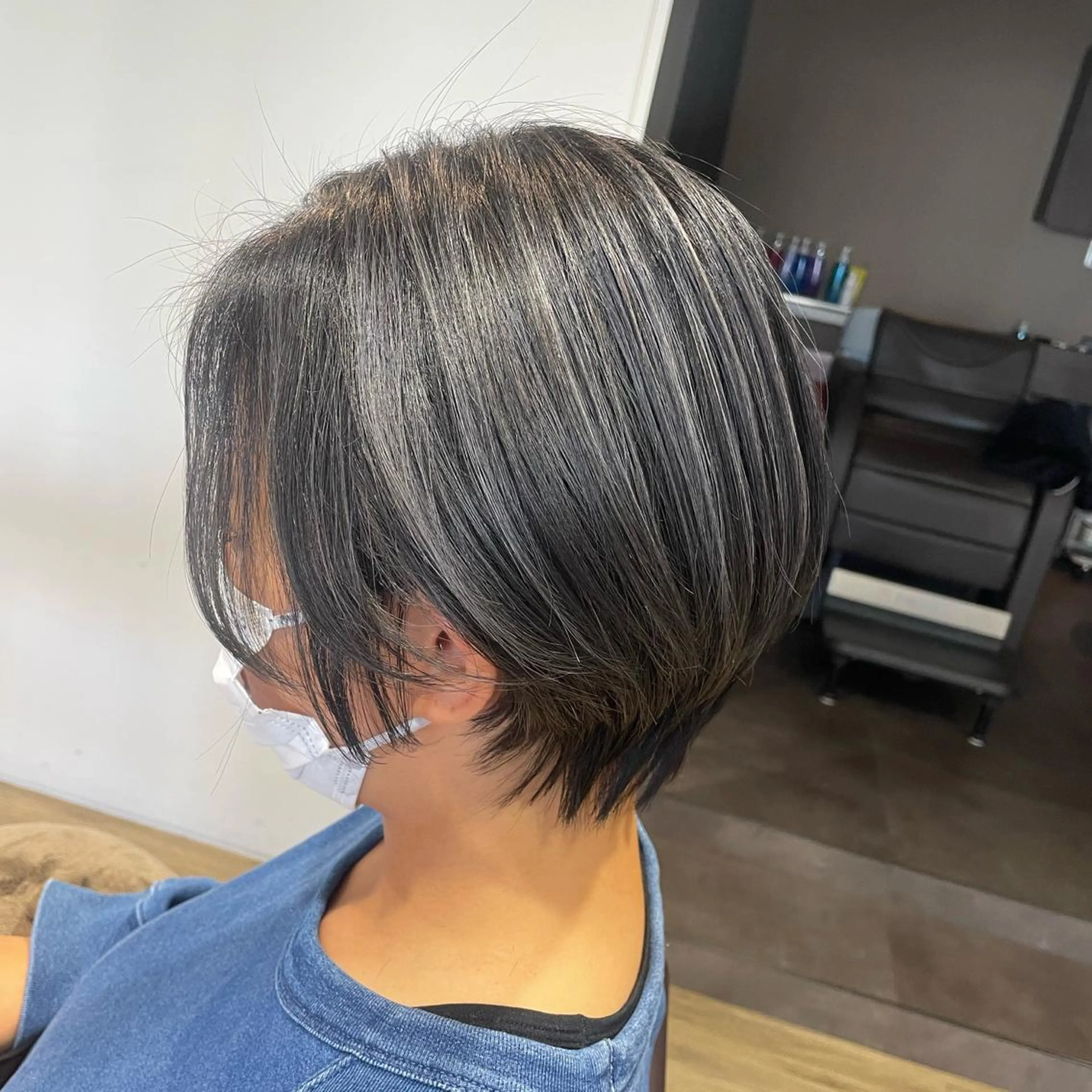 ショート ハイライト ショートヘア 前田 菜奈子のヘアスタイル