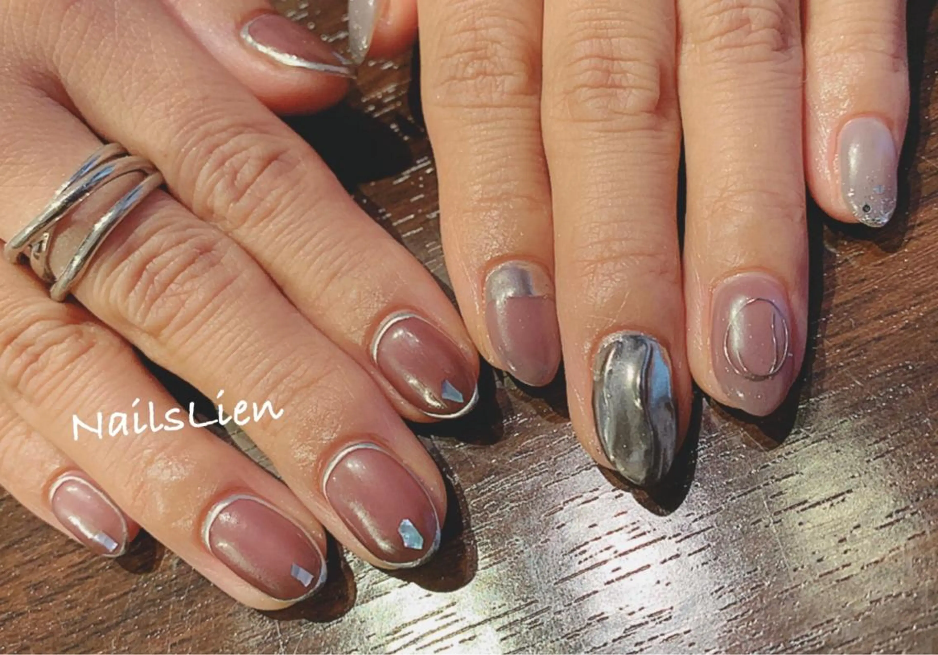 ネイル ミラーネイル ワンカラーネイル 冬ネイル studio e n / RiNのネイルデザイン