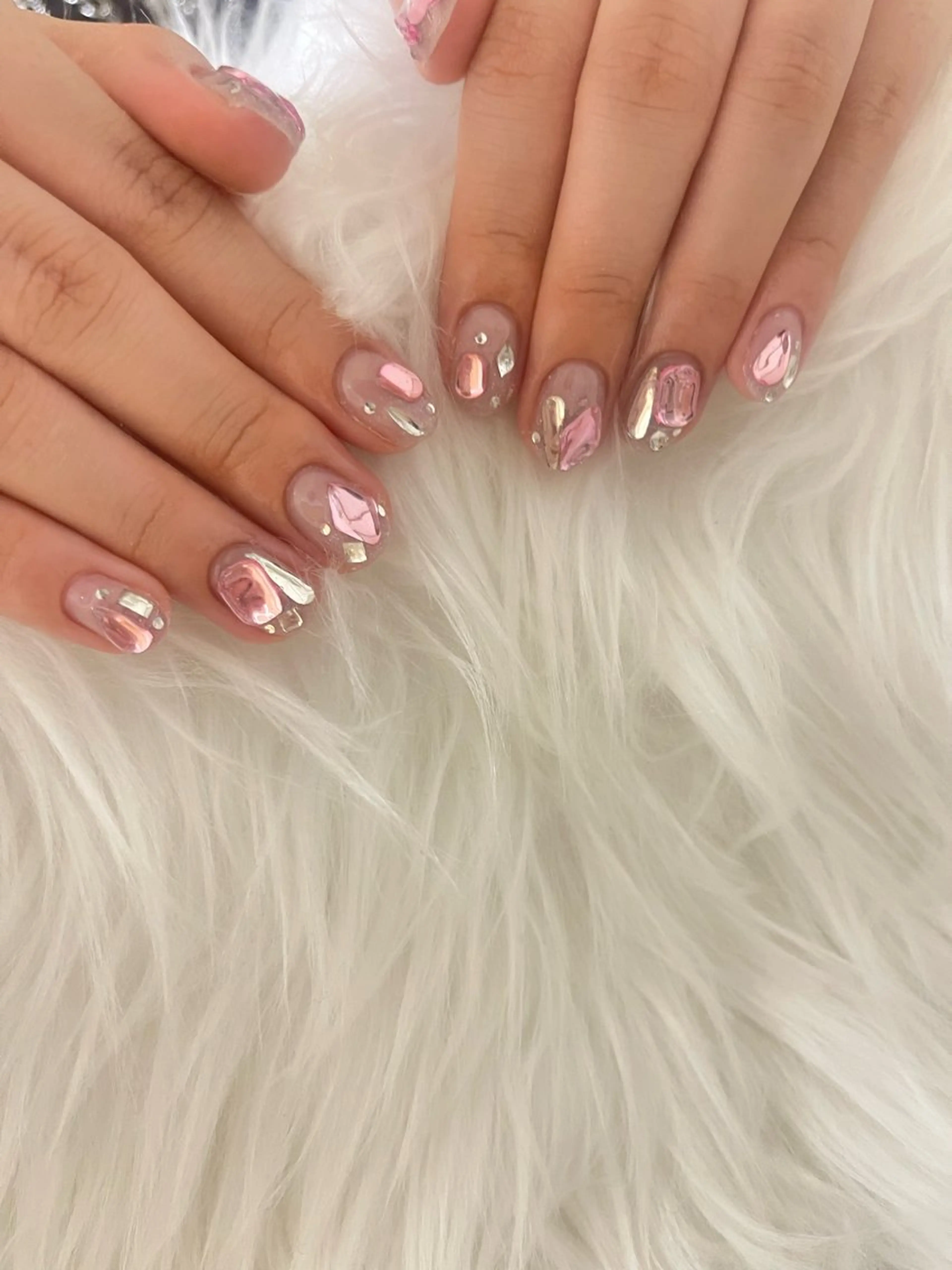 ネイル 韓国ネイル シンプルネイル ストーンネイル ハンドネイル nail salon hoLLyhockのネイルデザイン