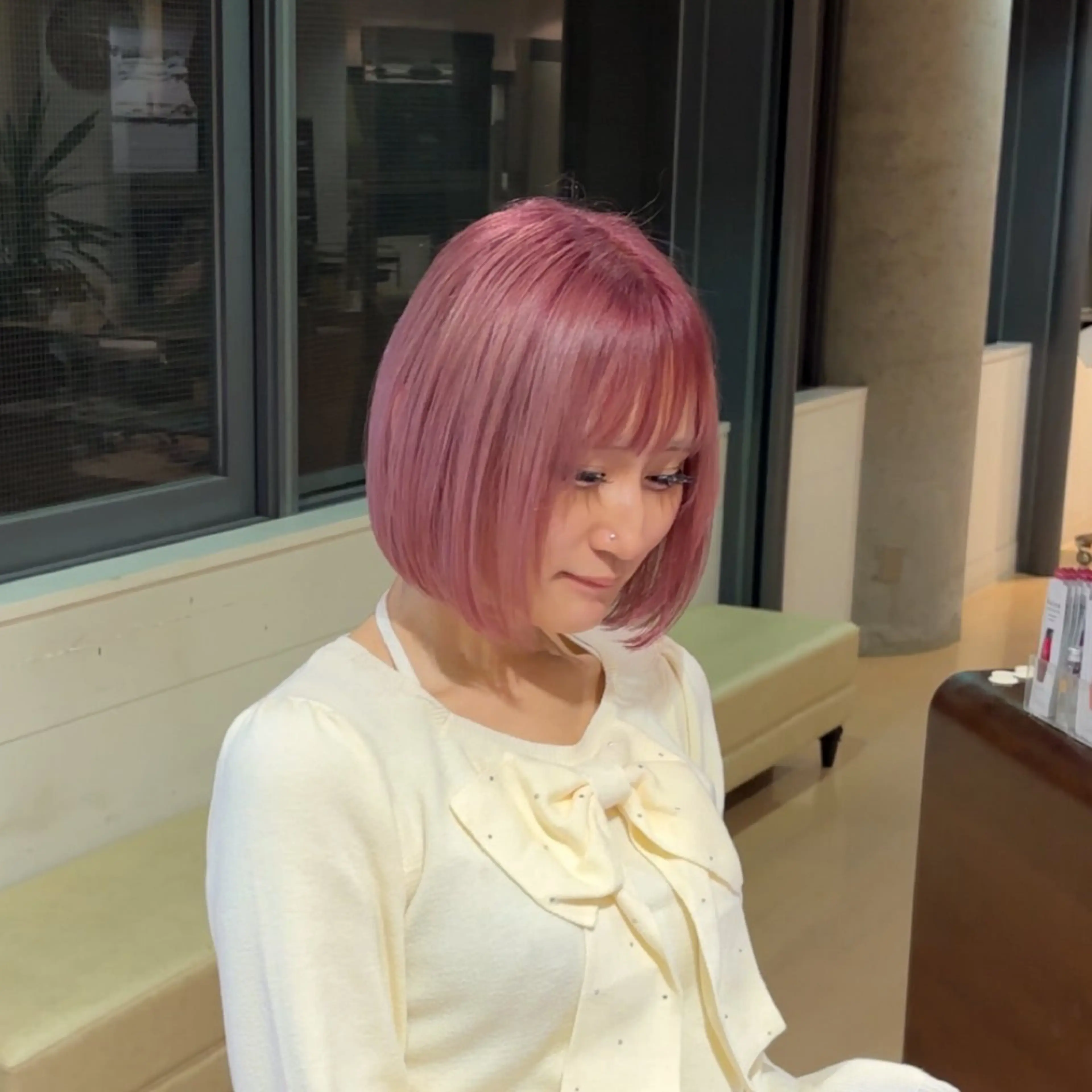 ショート カラー ヘアカラー トリートメント CONAN｜盛岡ボブ 特化/タッセルボブのヘアスタイル