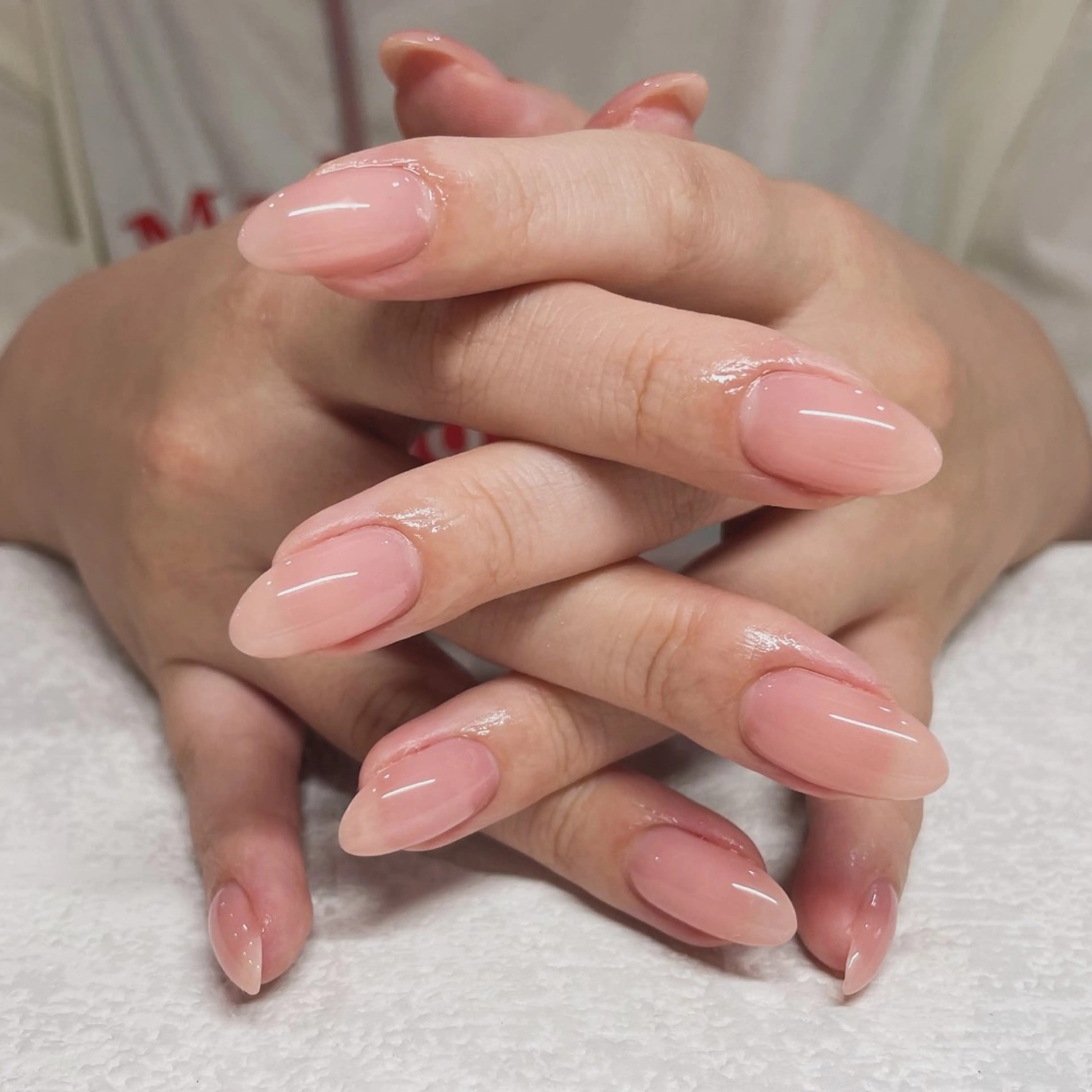 ネイル パラジェルサロン 大人女性が通うサロンのネイルデザイン