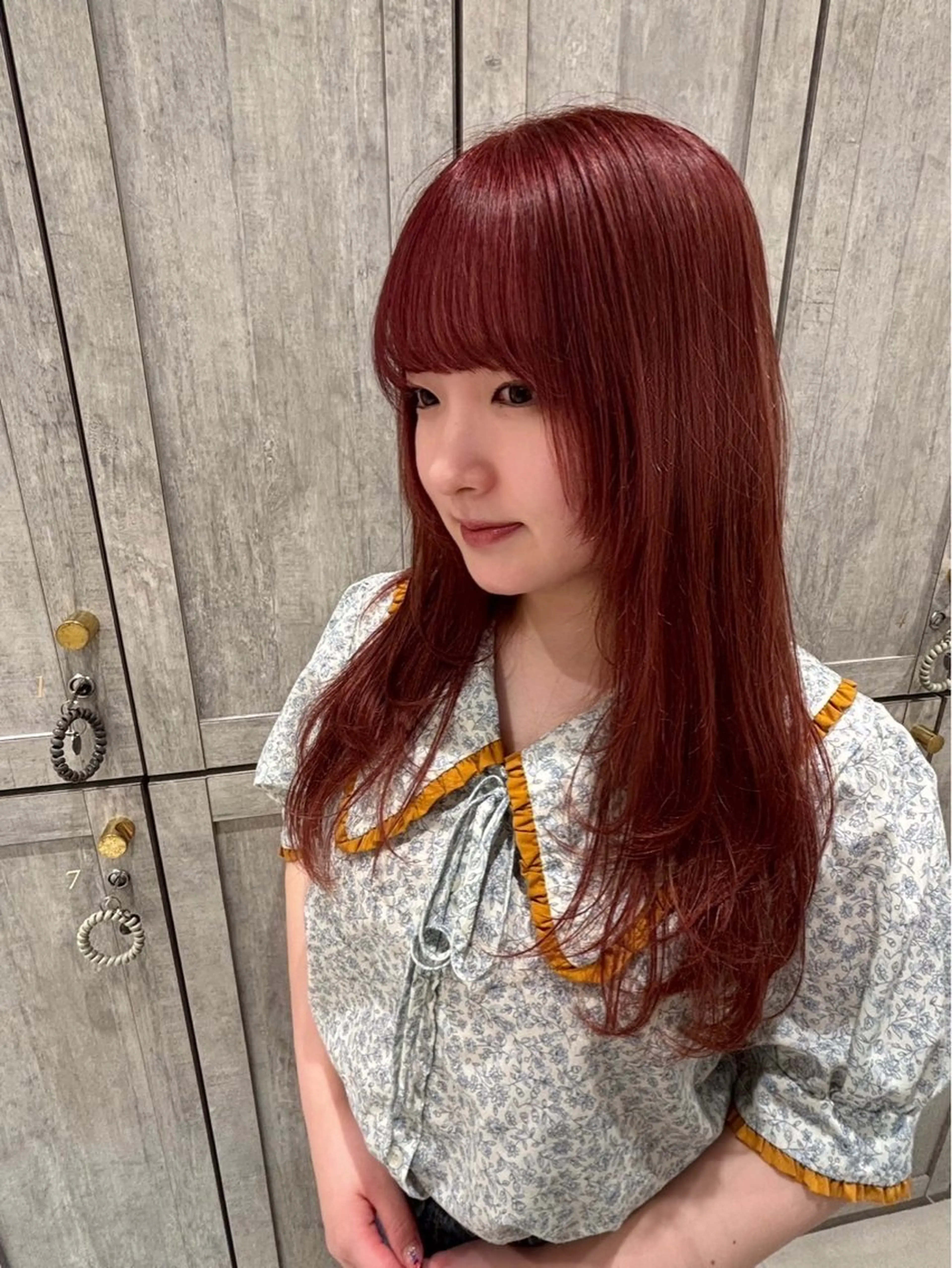 セミロング ハイレイヤー レイヤーカット 別所 叶実のヘアスタイル