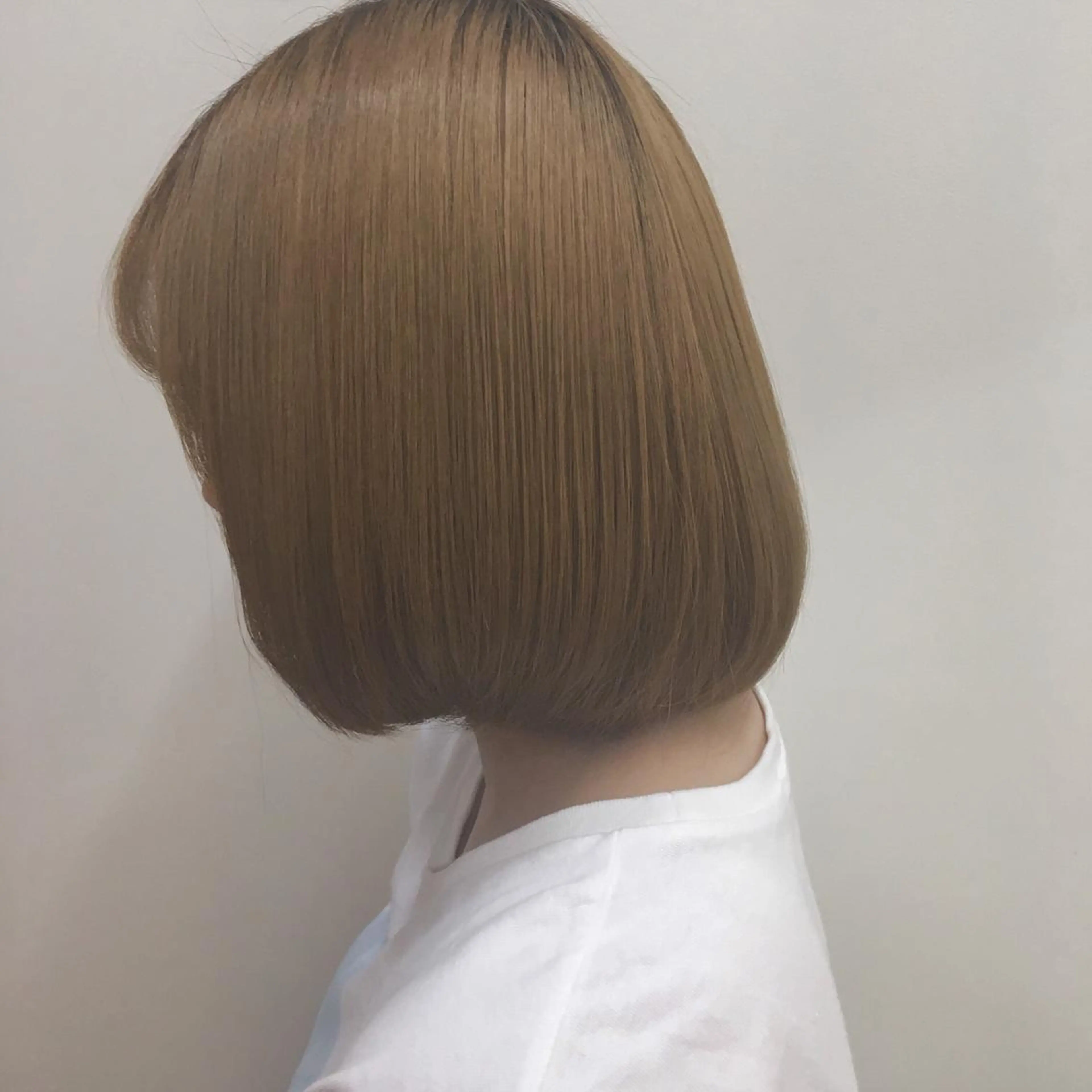 ミディアム AR.MARA サトウヒカルのヘアスタイル