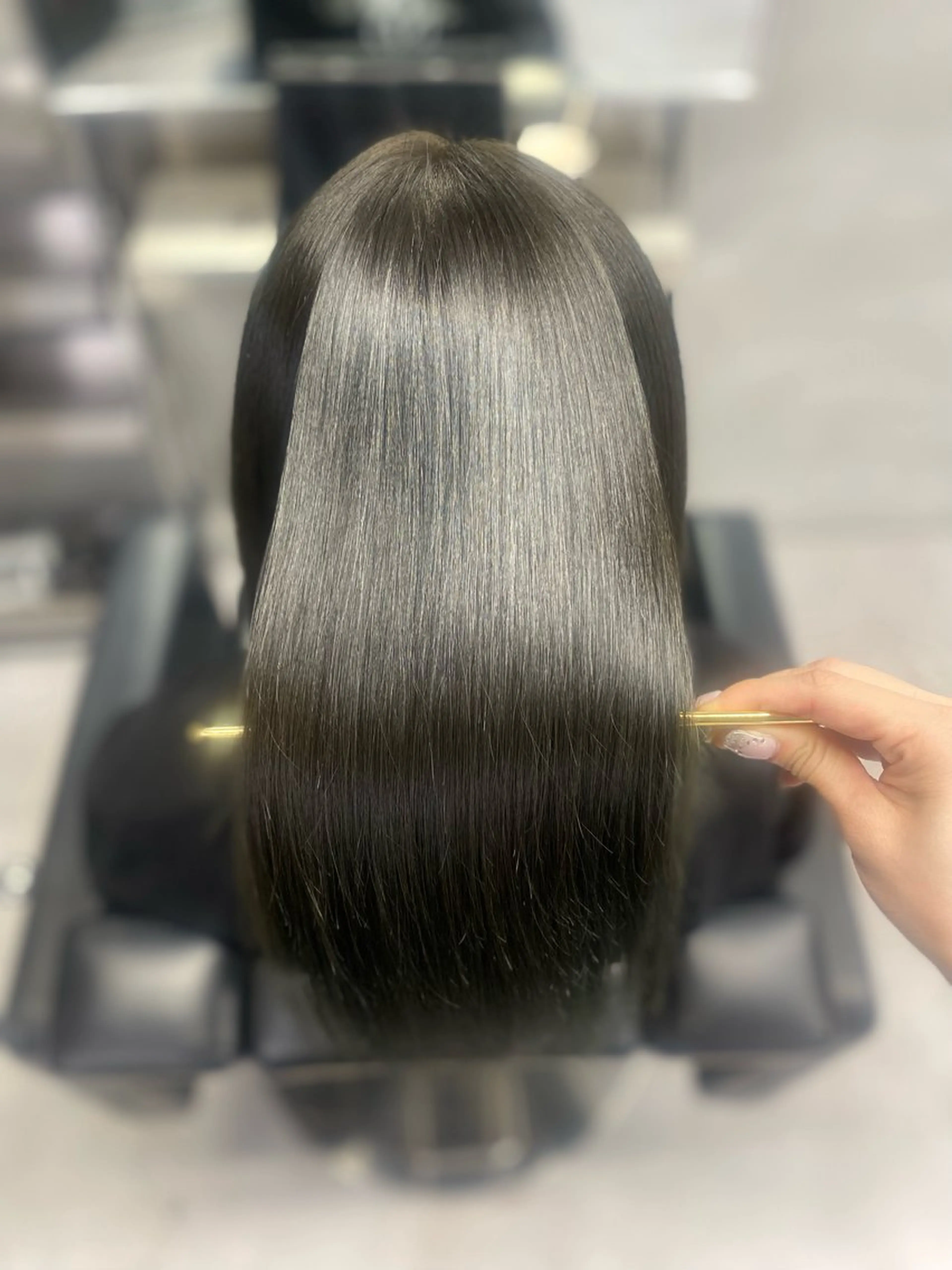 セミロング 髪質改善 カット ヘアカラー トリートメント 艶髪/縮毛矯正 🫧辻野海羽のヘアスタイル