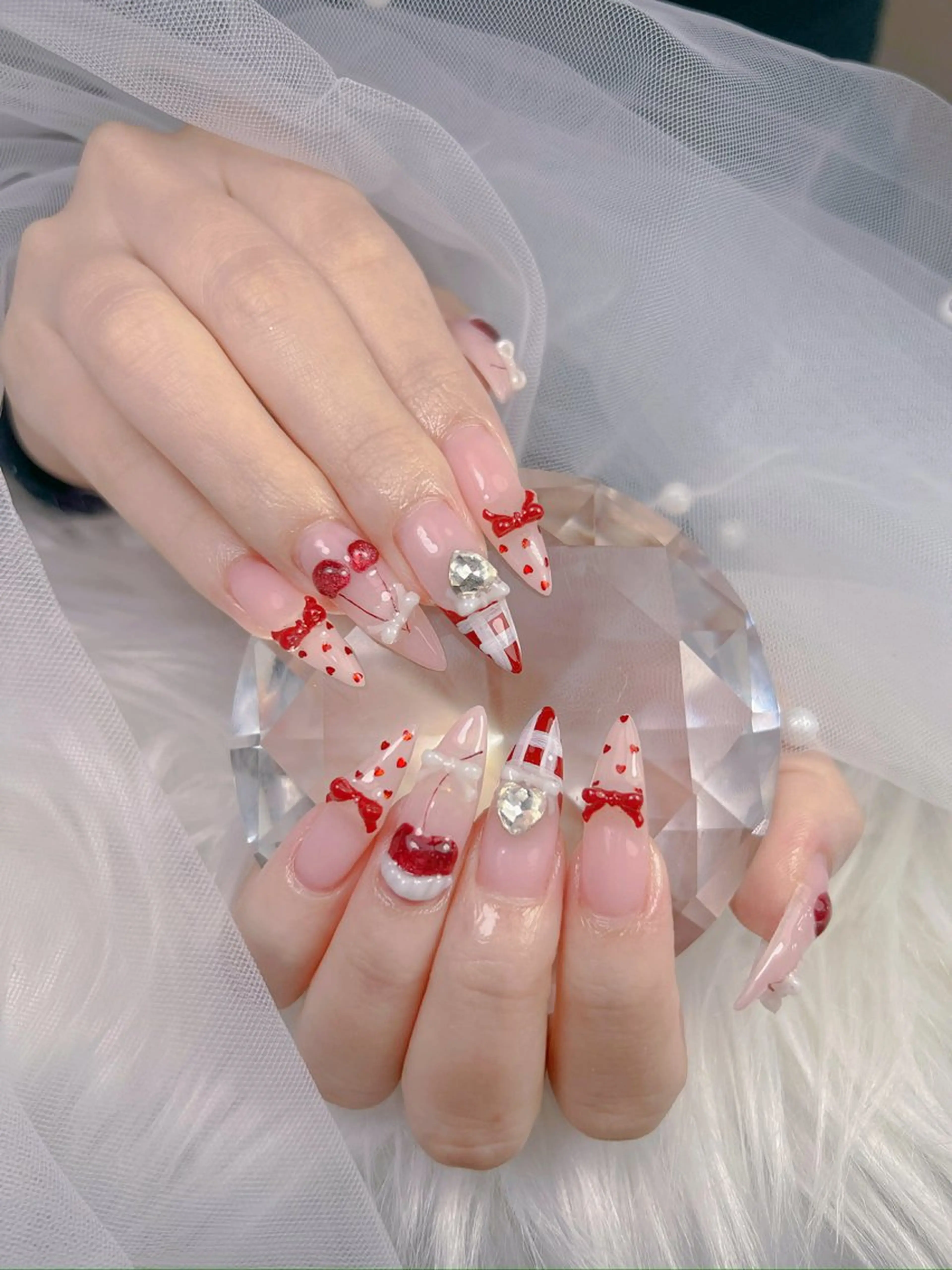 ネイル アートネイル オーロラネイル チークネイル 長さ出し フットネイル Miya _nailのネイルデザイン