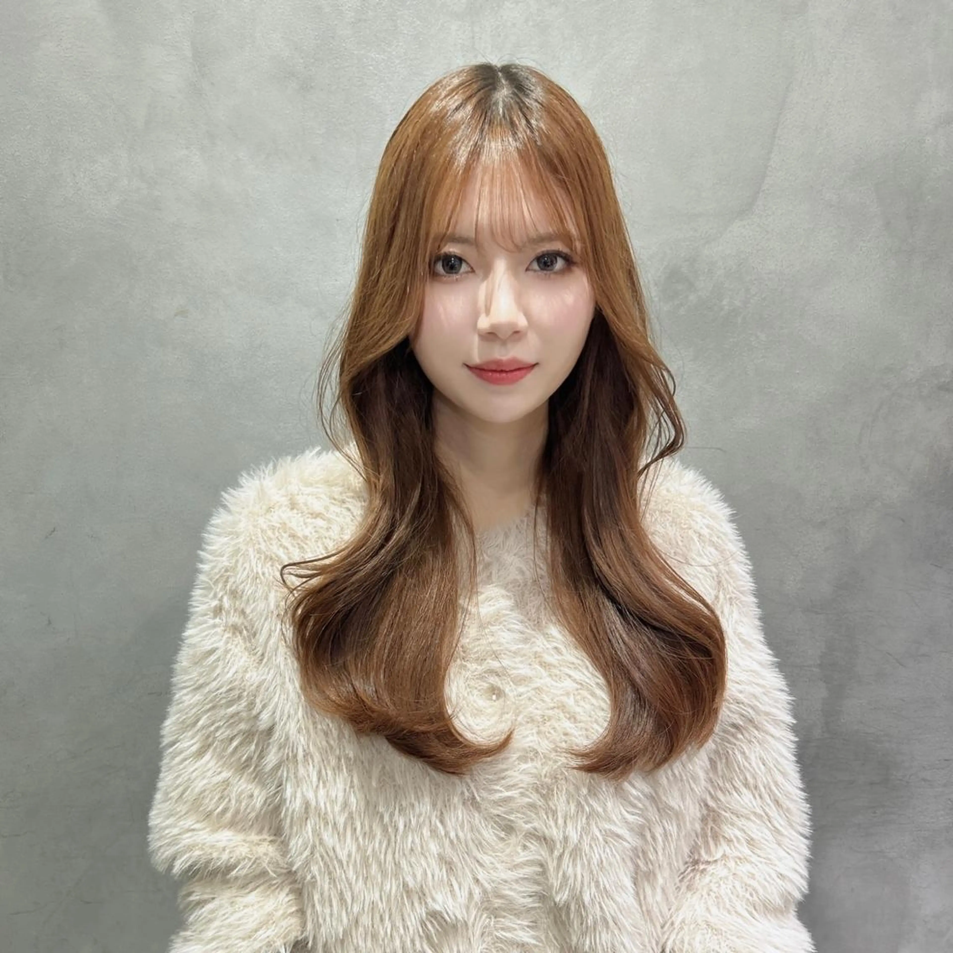 ロング くびれヘア 韓国風ヘア 石山 洸平のヘアスタイル