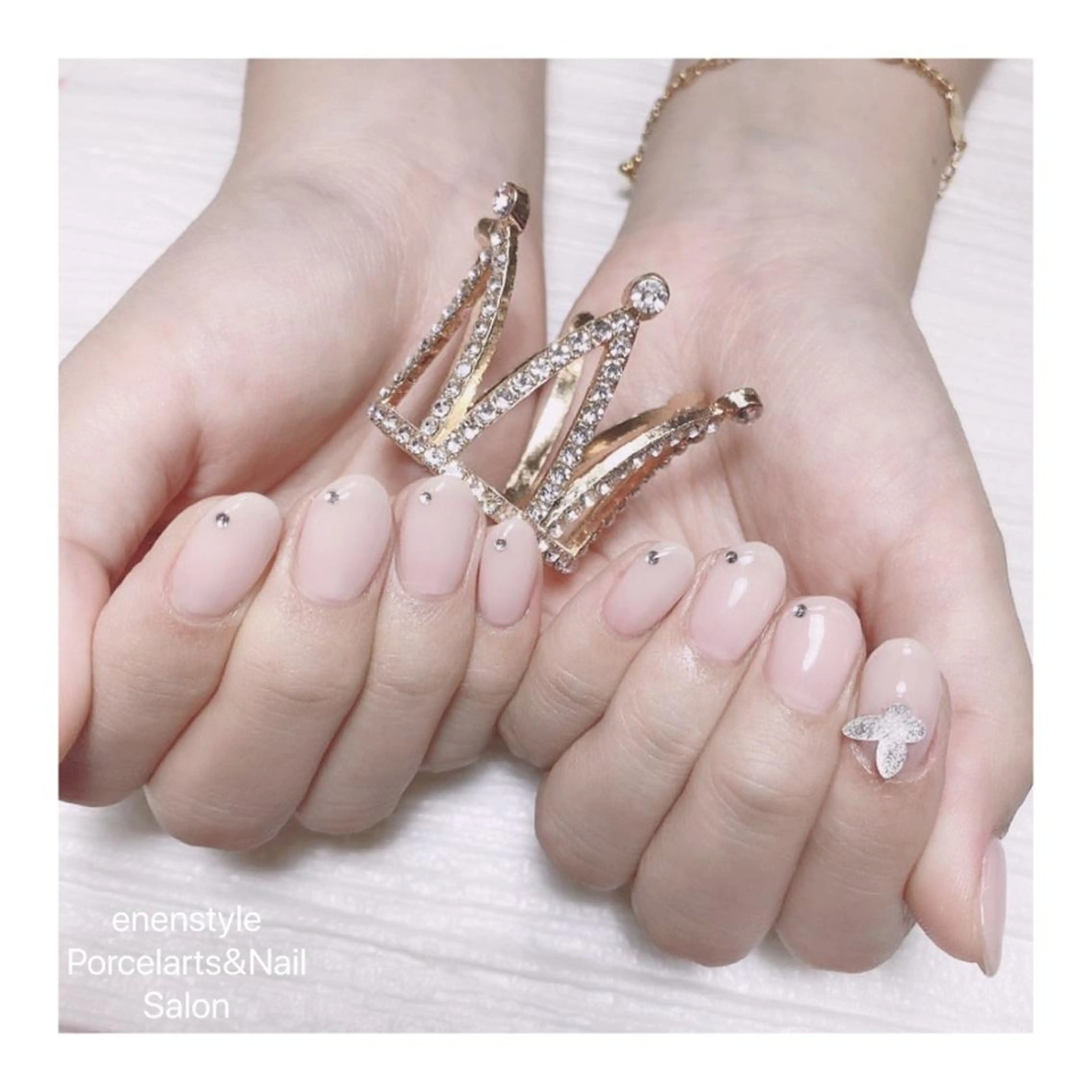 ミディアム ネイル ハンドネイル 👑enen style👑のネイルデザイン
