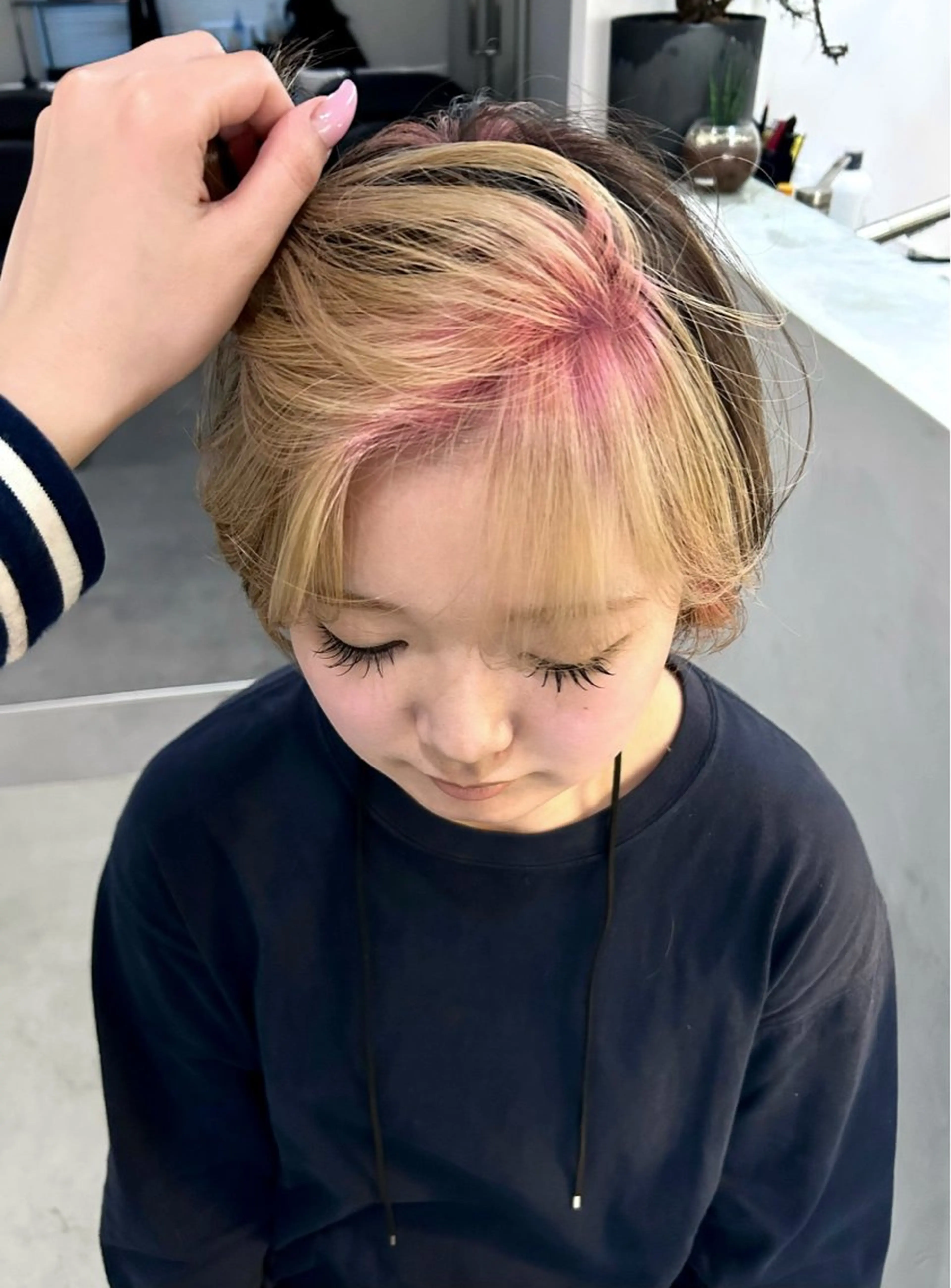 【ハイトーンをつづけたい方おすすめ❤️】retouch +color+cut＋treatmentの写真