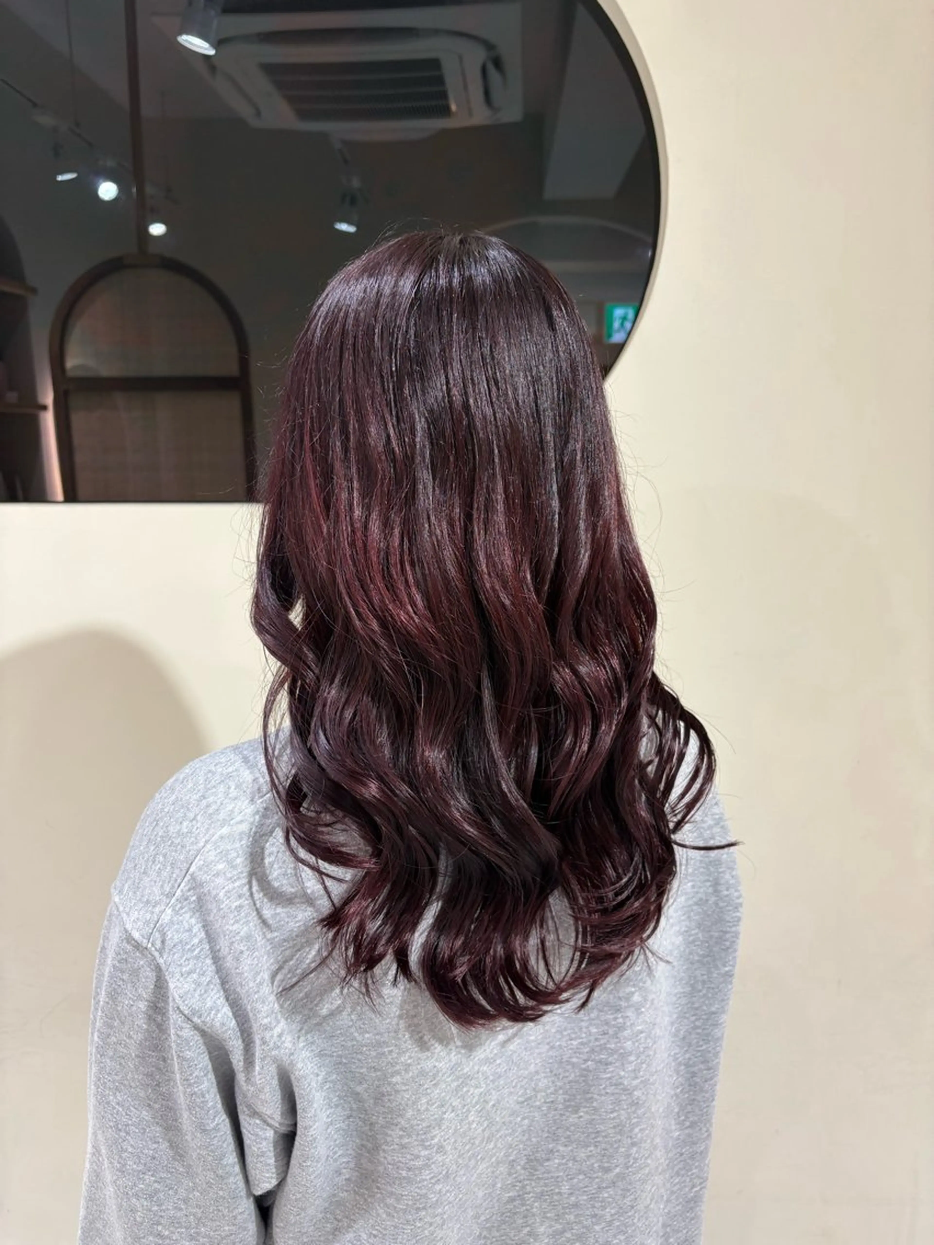 セミロング カラー ボルドーカラー ヘアカラー トリートメント 透明感カラー🌷 池袋/hanaのヘアスタイル