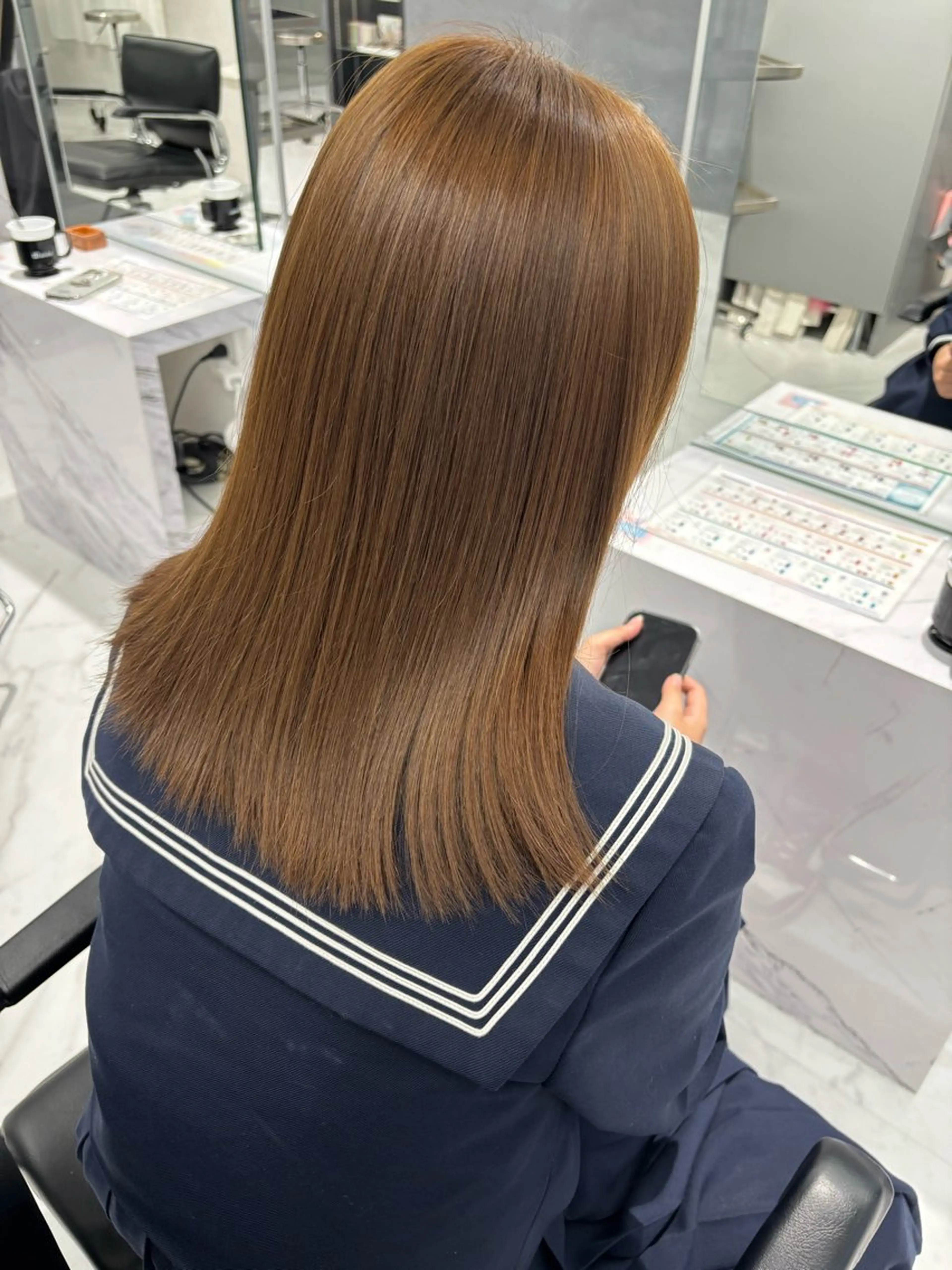 セミロング カラー ブリーチ ダブルカラー ブリーチなしカラー ヘアカラー Miyu🎀レイヤー ／透明感カラー🪽のヘアスタイル