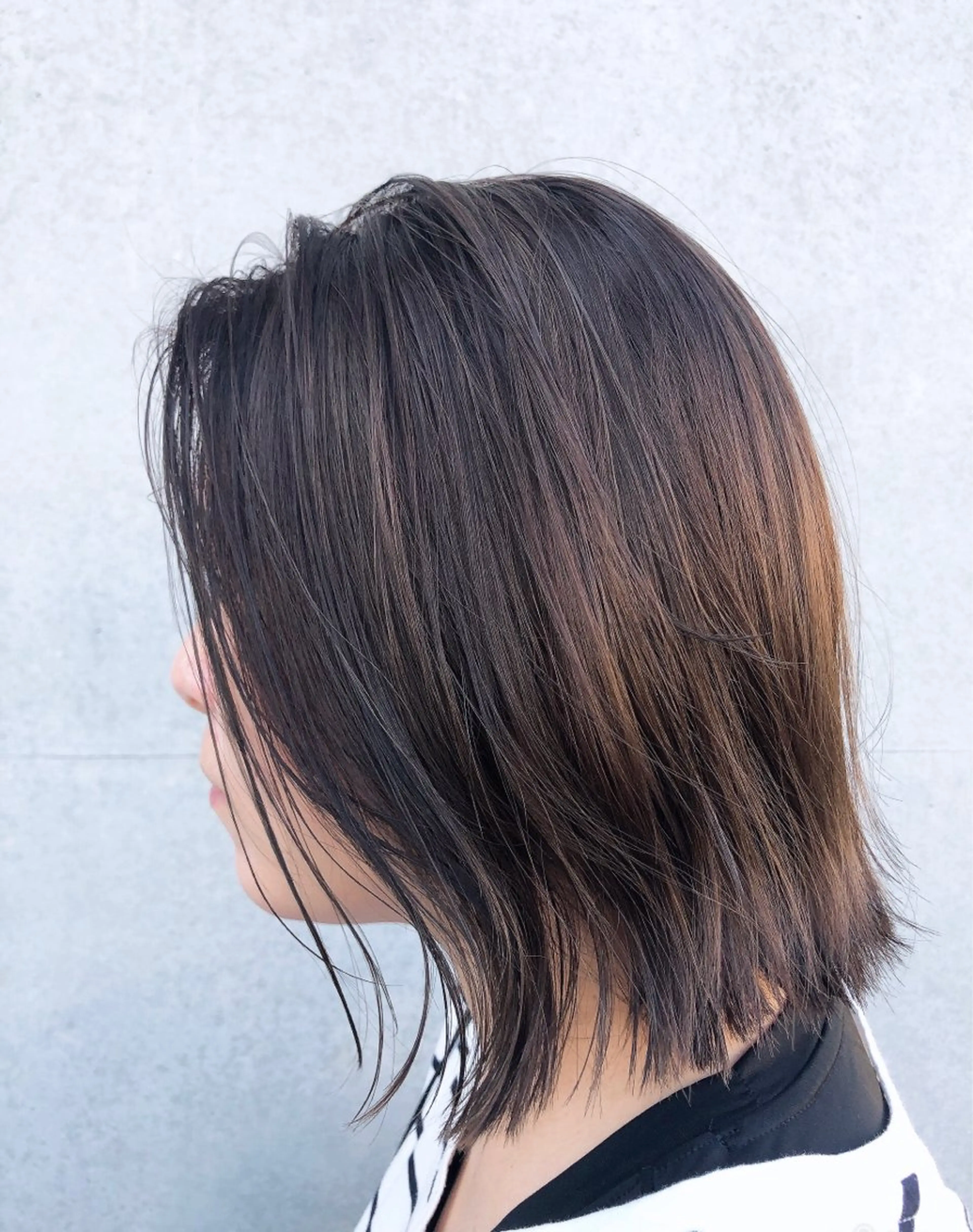 セミロング ハイライト カット ヘアカラー くまがい みゆ【edge.】のヘアスタイル