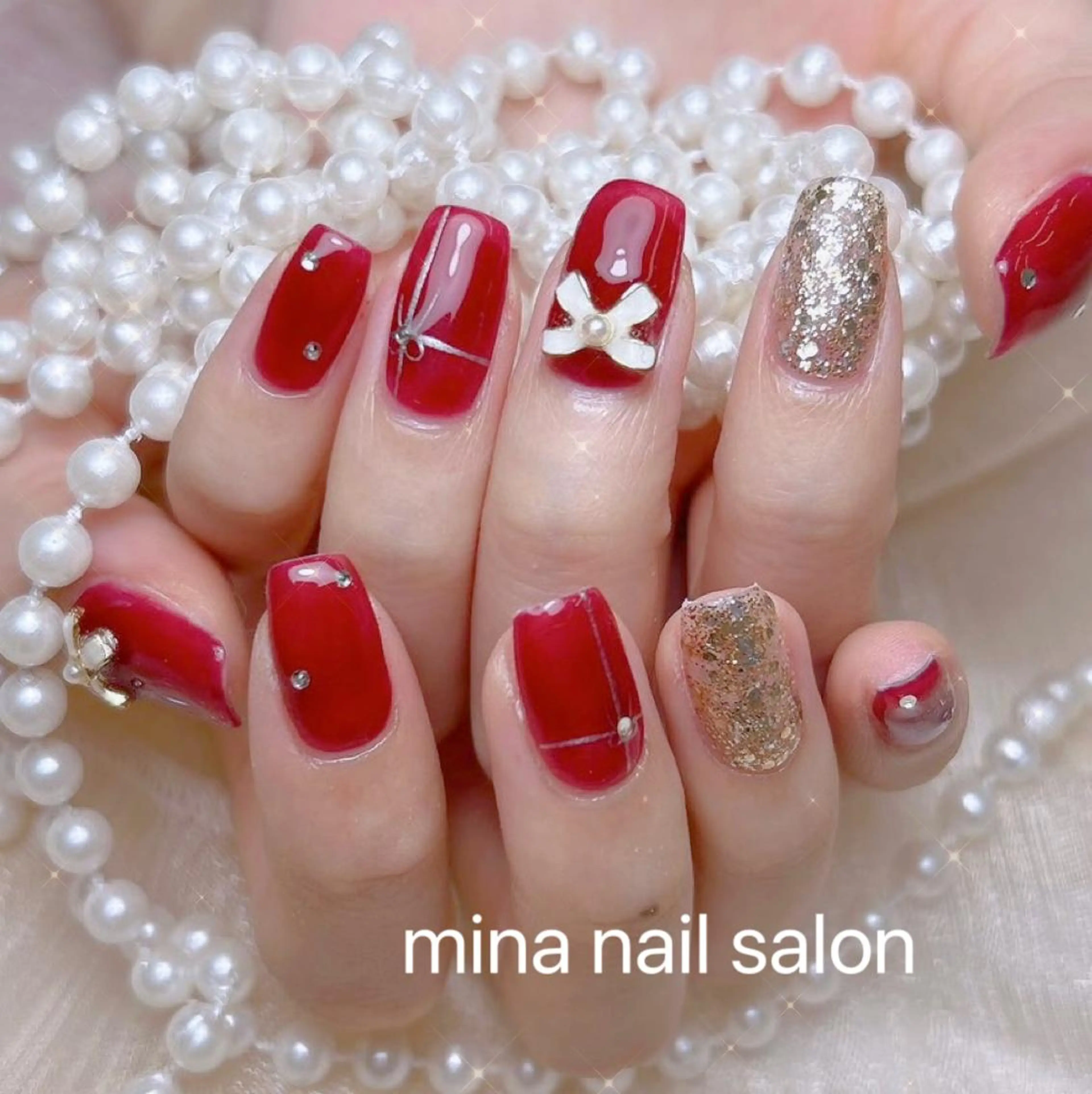 ネイル queensnail 🧸mikaのネイルデザイン