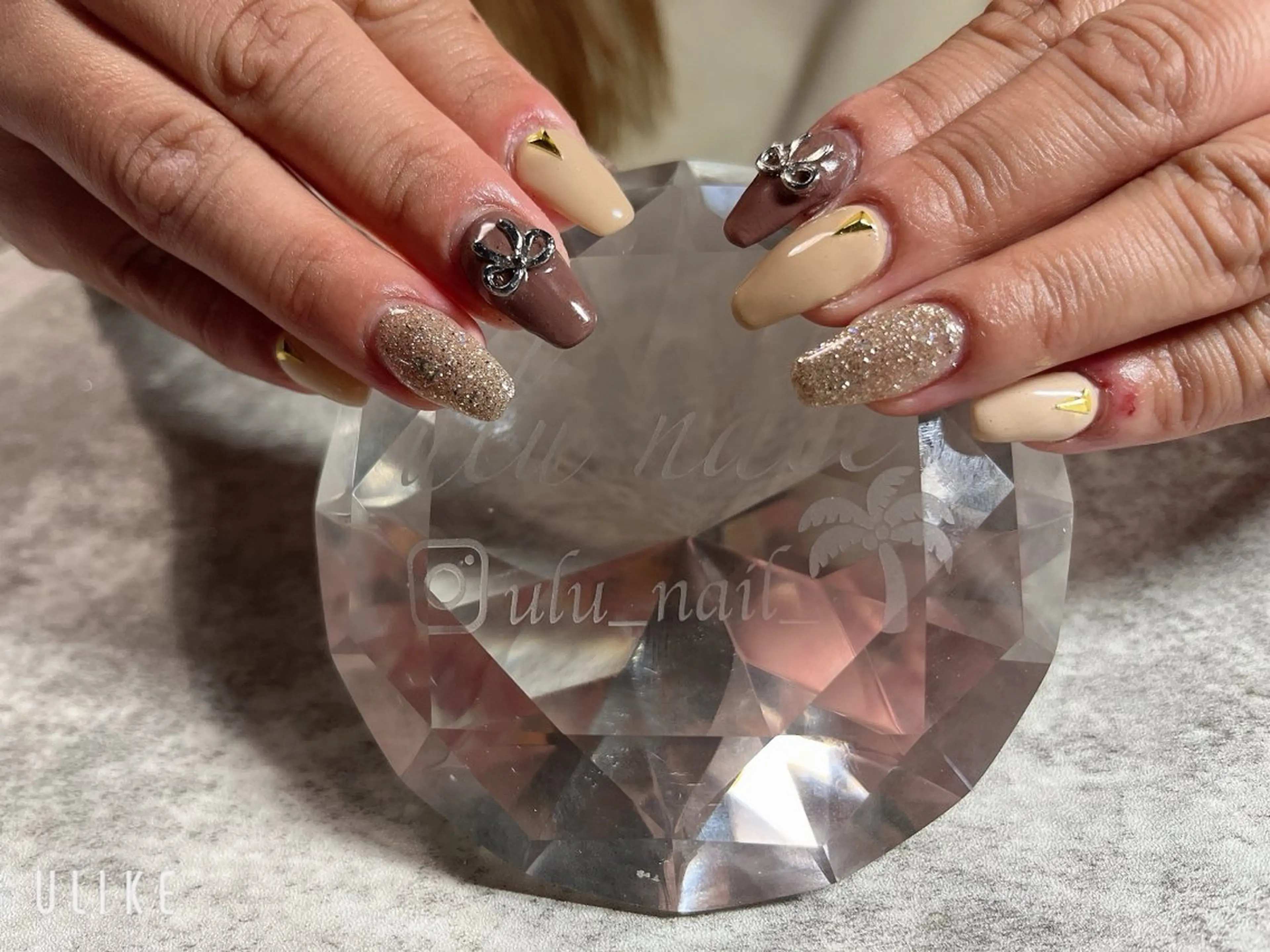 ネイル 持ち込み ネイルチップ 佐野 愛美のネイルデザイン