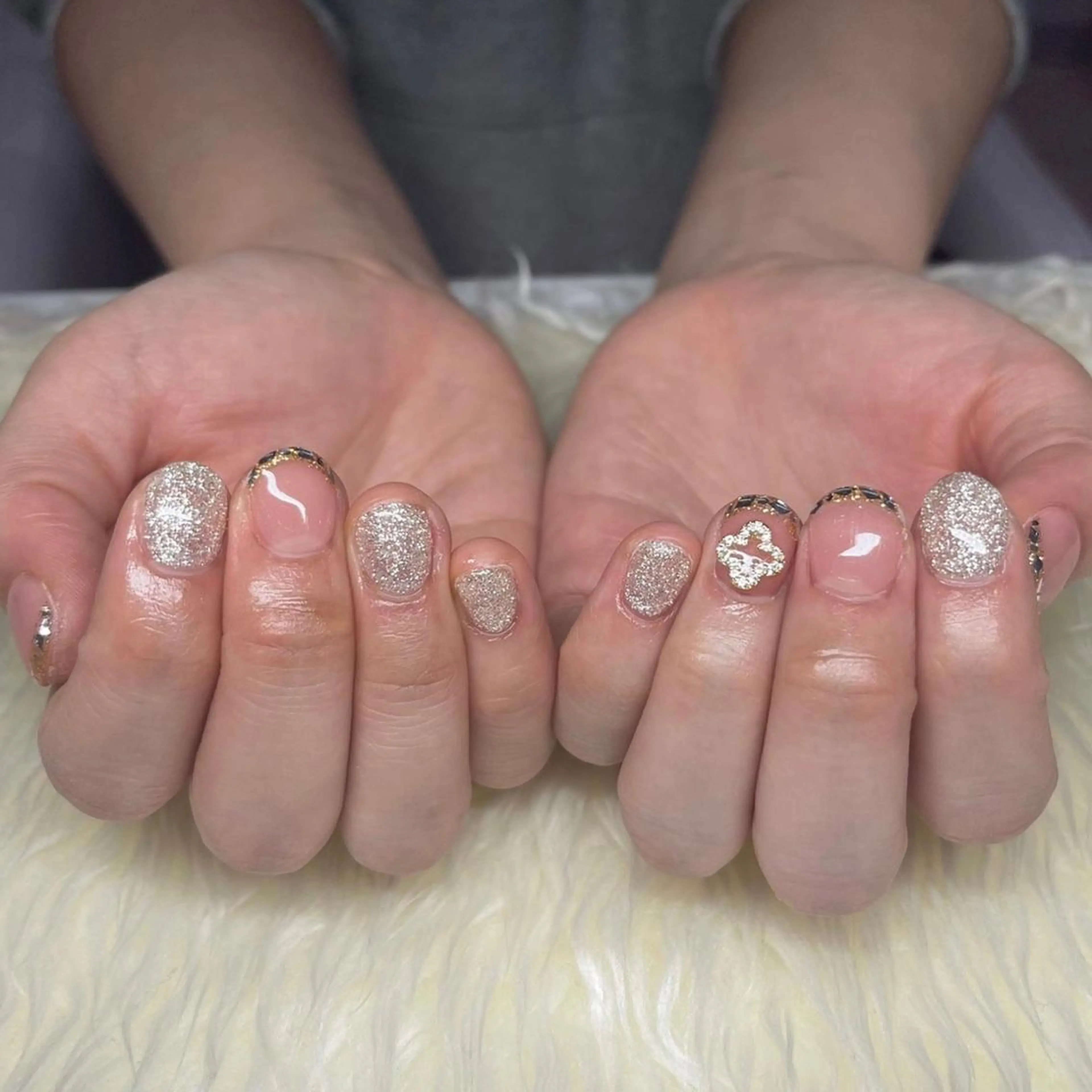 ネイル 長さ出し ジェルネイル 韓国ネイル 持ち込み パラジェル ハンドネイル Nail&eye Belire 新宿のネイルデザイン