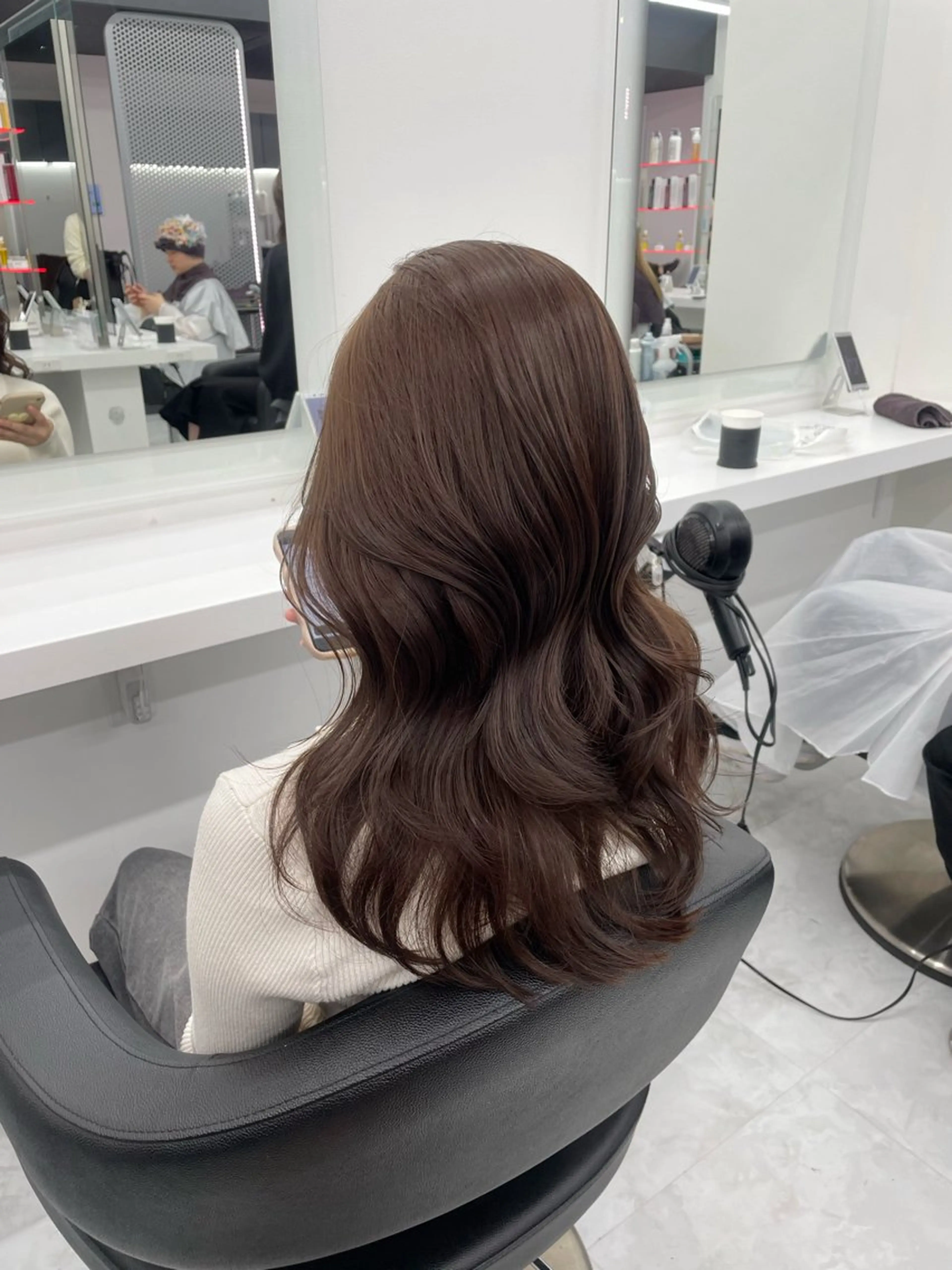 カラー 🤍レイヤー/顔周り /hirari🤍のヘアスタイル