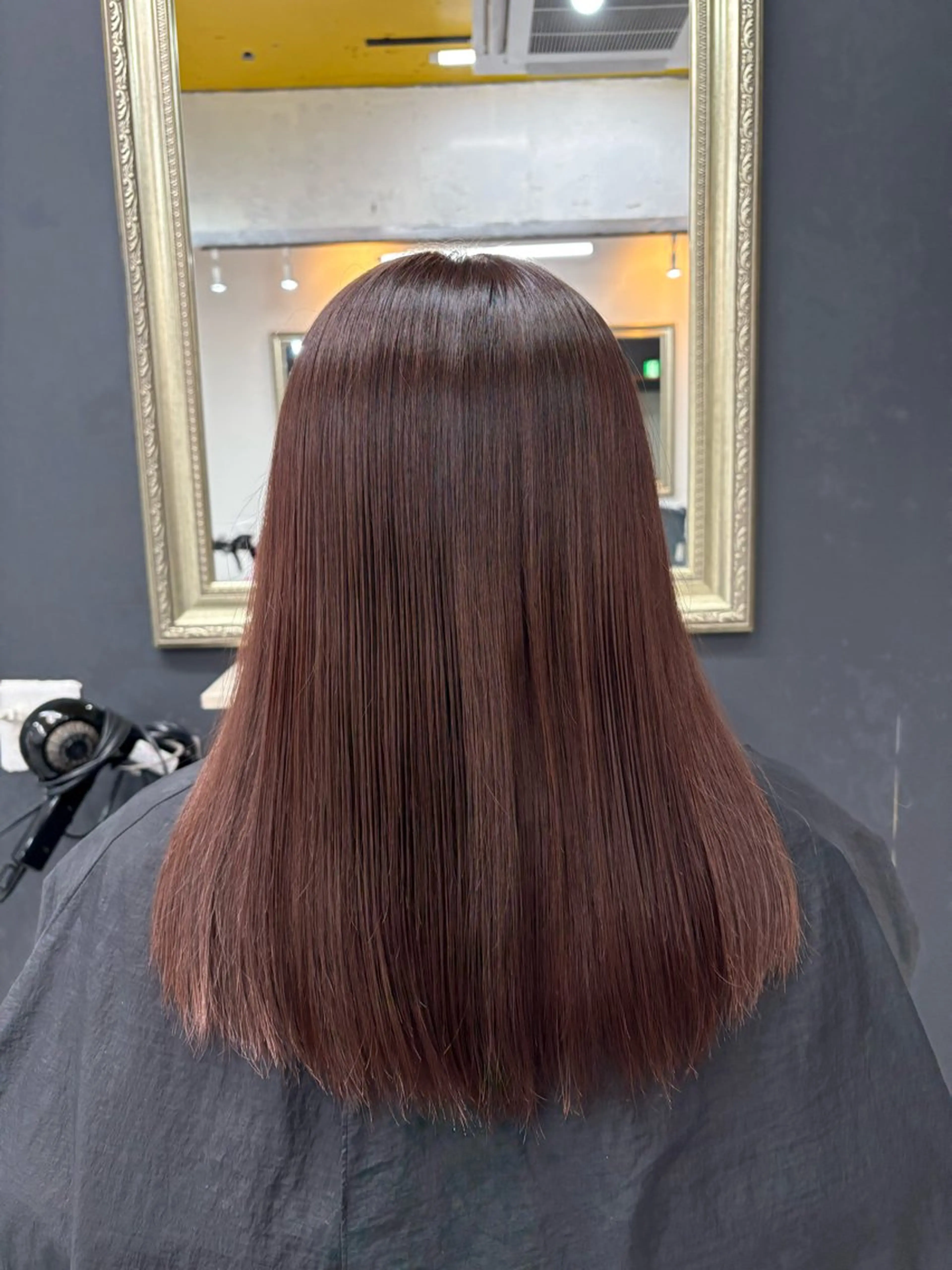 カラー ayame ヨウのヘアスタイル