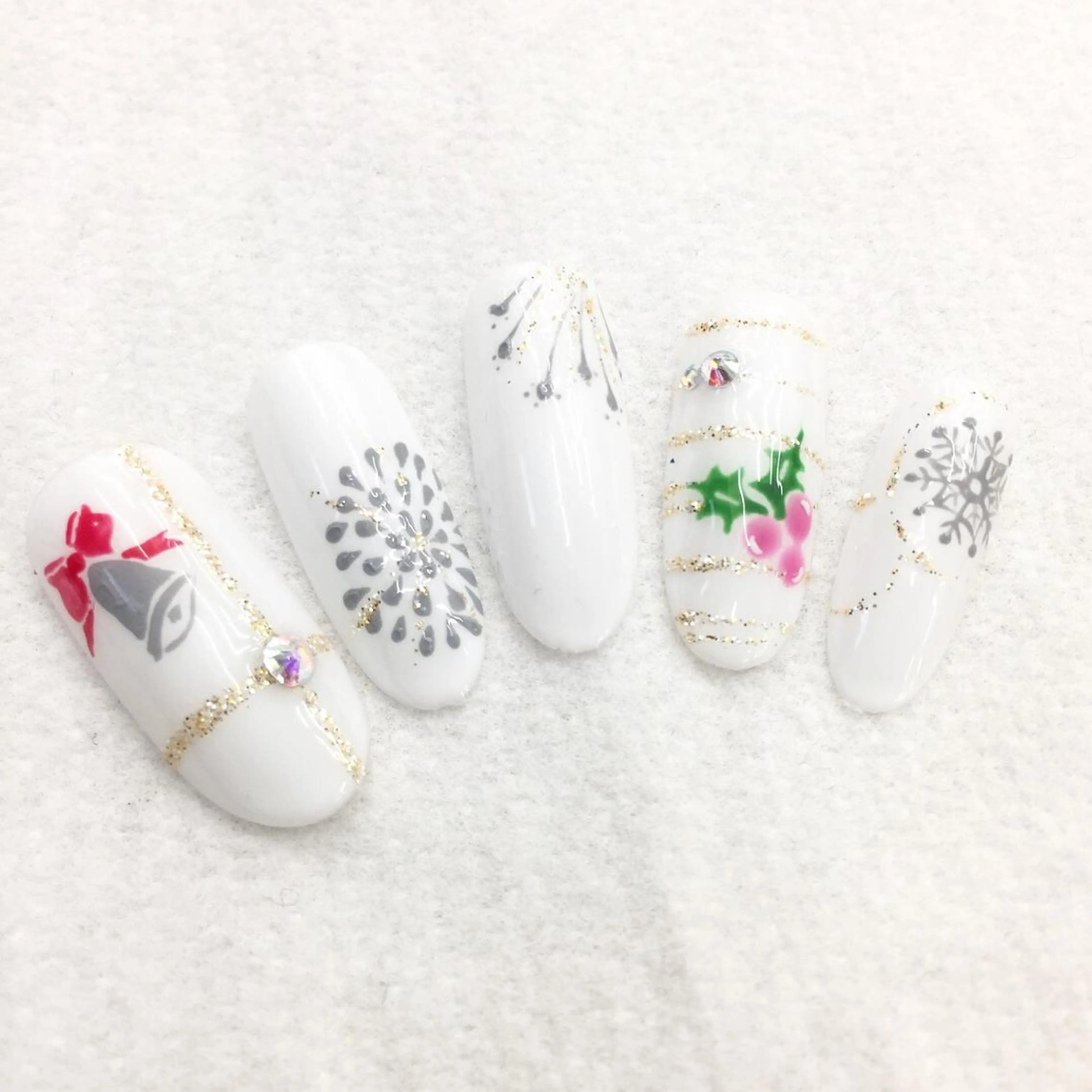 ネイル アートネイル 冬ネイル クリスマス miel nailのネイルデザイン
