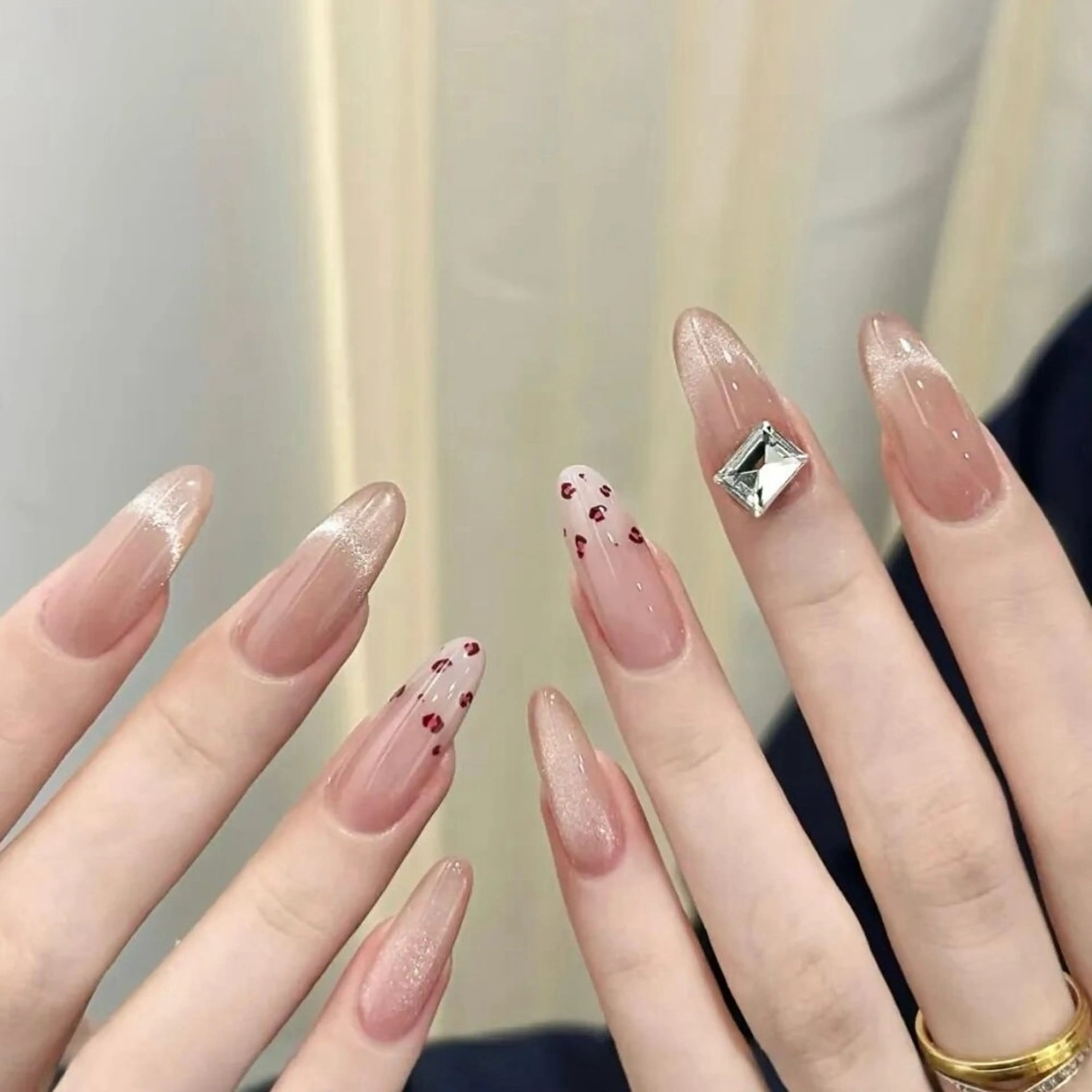 ネイル ハンドネイル ハンドケア SunNail池袋 🍧エミリーのネイルデザイン
