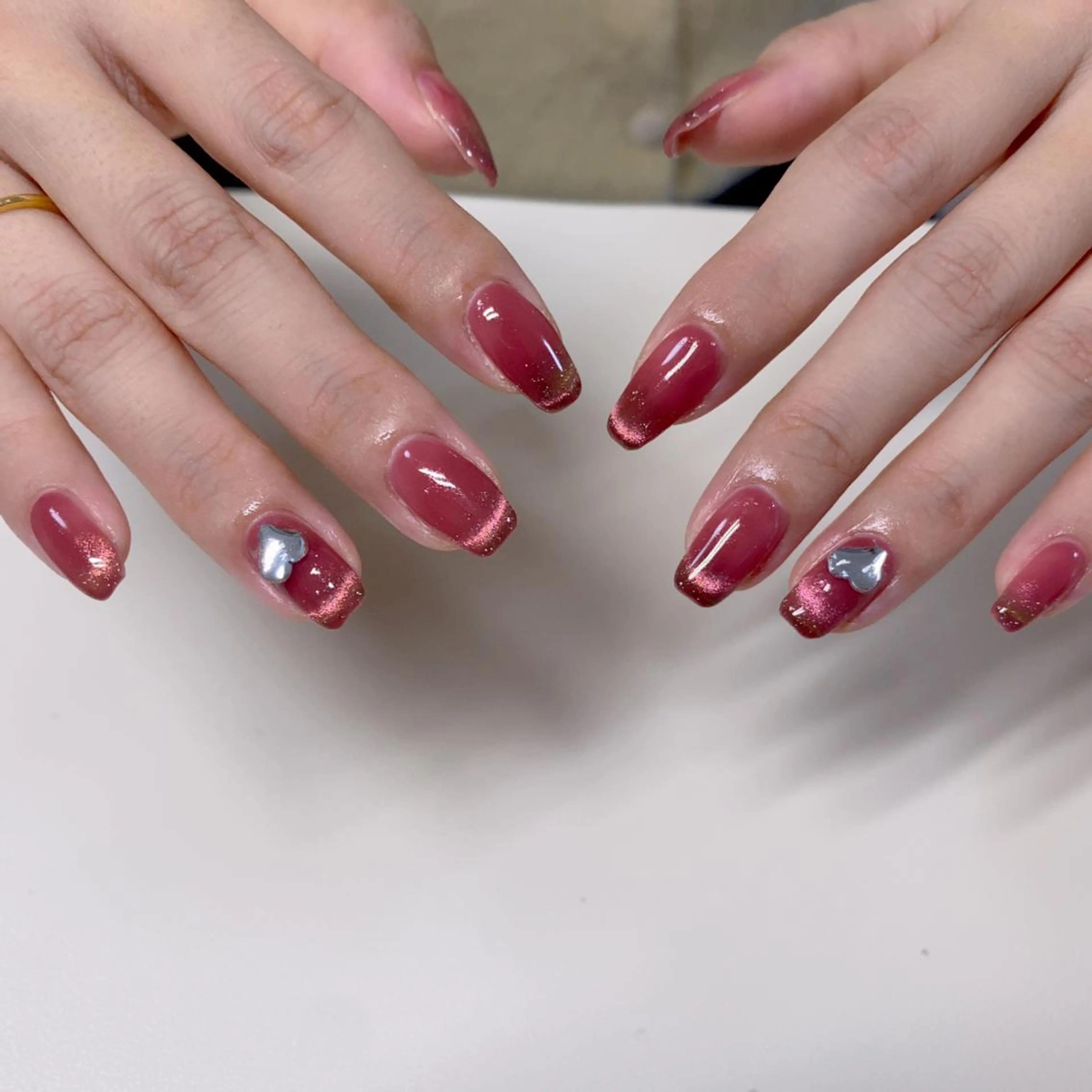 【ソフトジェルオフ無料】HAND人気No.1マグネットグラテーションフレンチ🧲『カラーベース付き』の写真