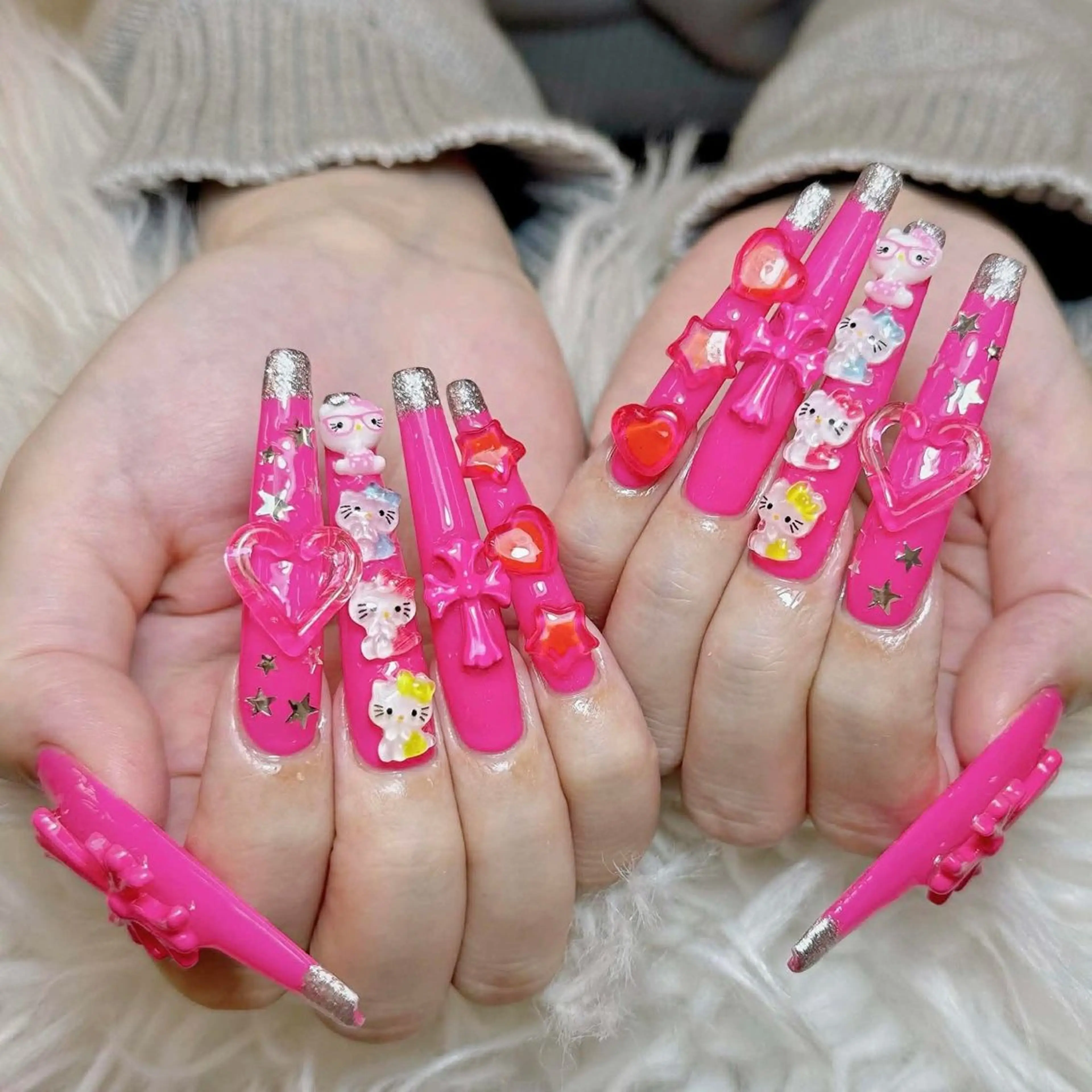 ロング ハンドネイル MIN NAIL SALONのネイルデザイン