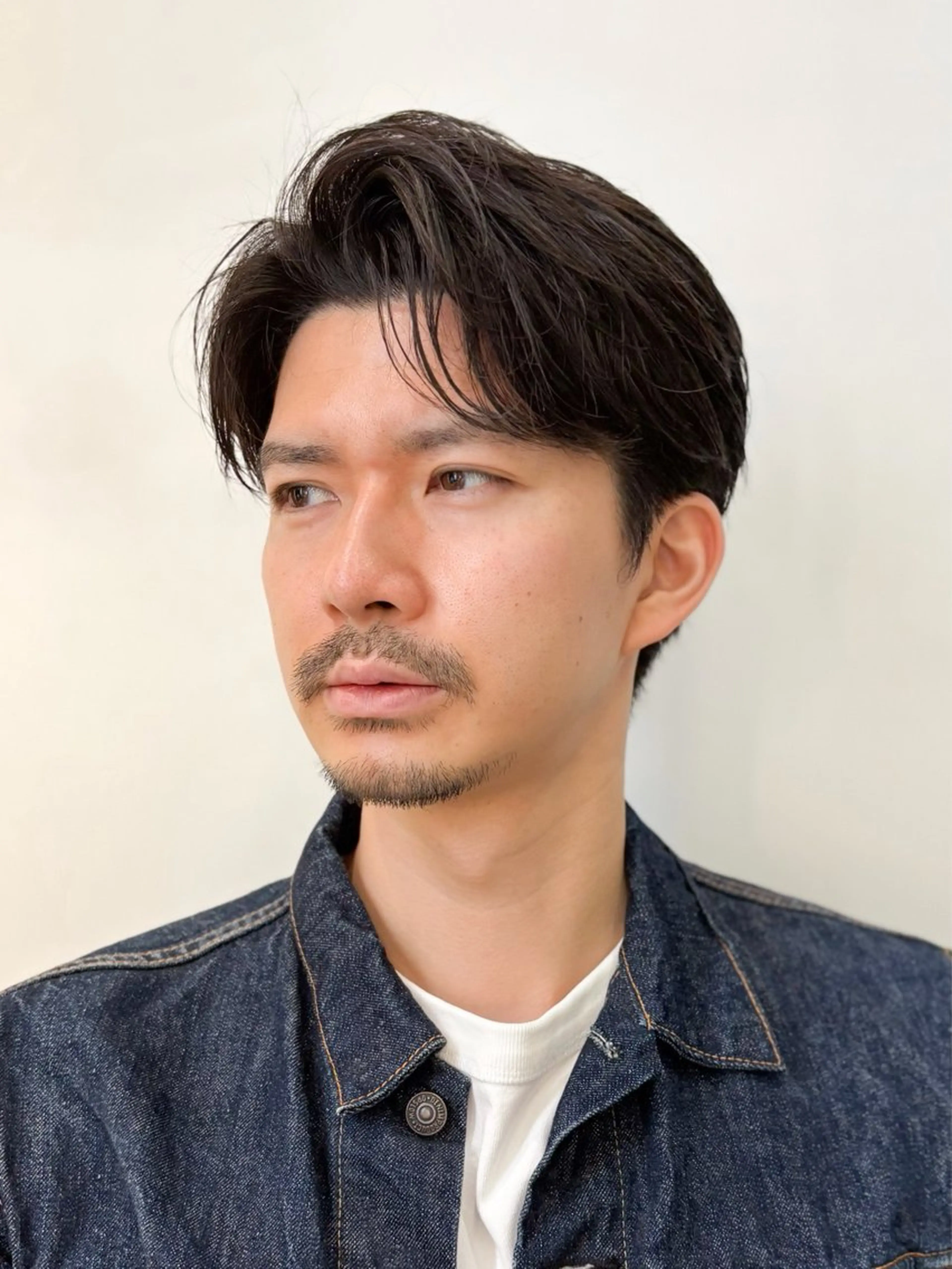 ショート パーマ メンズ ビジネス フェザーパーマ メンズパーマ カット 【メンズ縮毛矯正】 FILMS  軍司のヘアスタイル