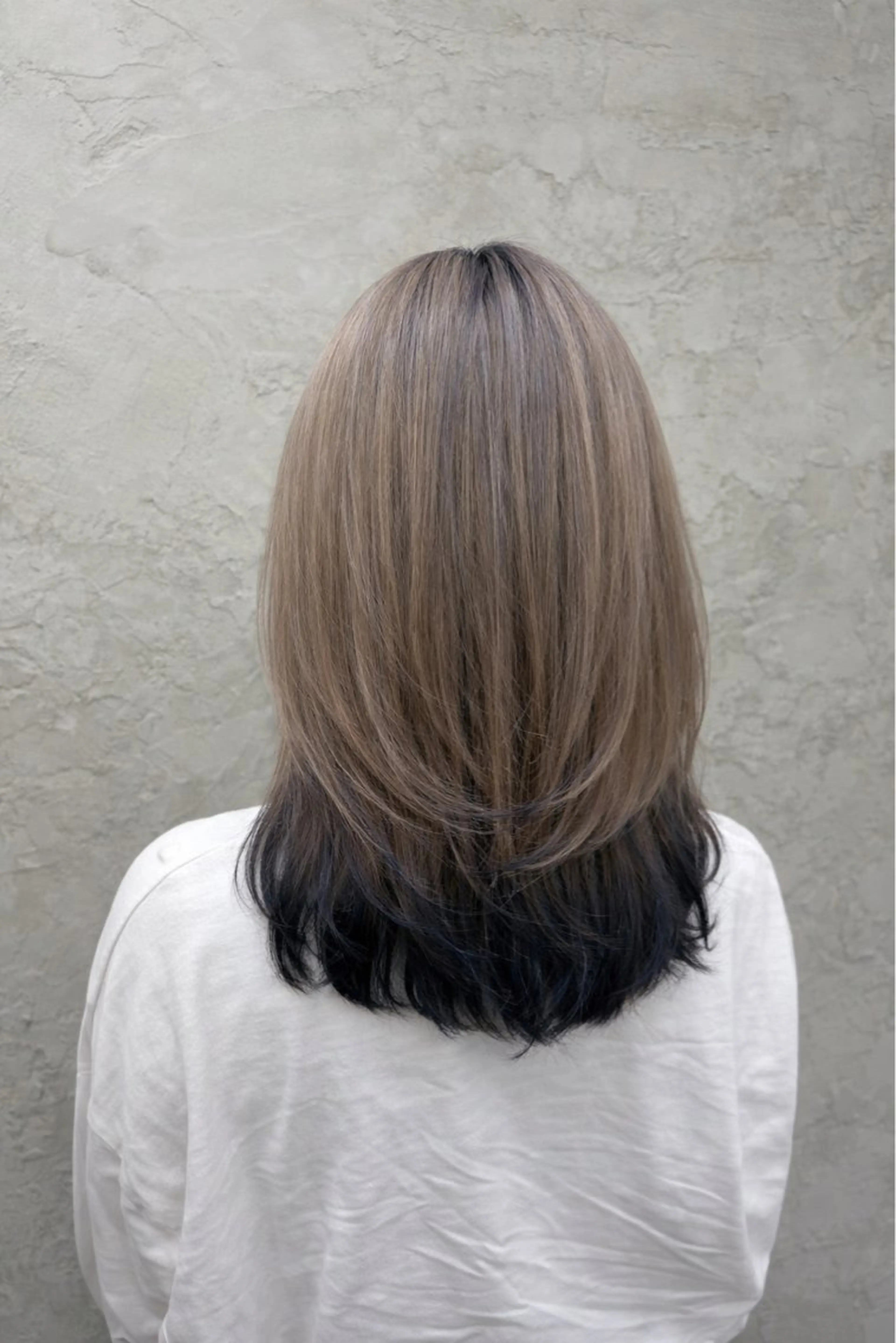 セミロング カラー デザインカラー 高久 翔大のヘアスタイル