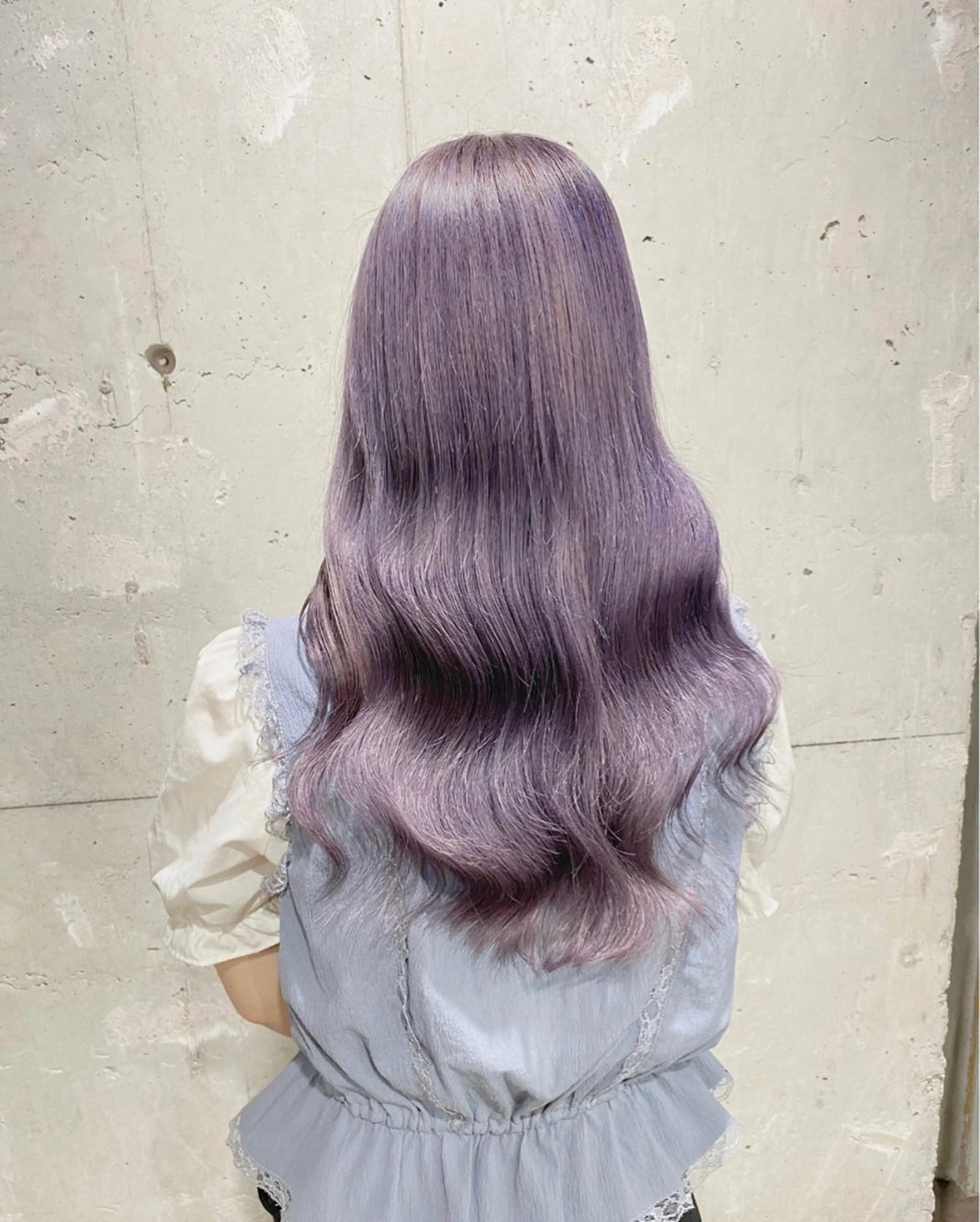 ロング 🍀yuria/ハイ トーン/ペールカラーのヘアスタイル