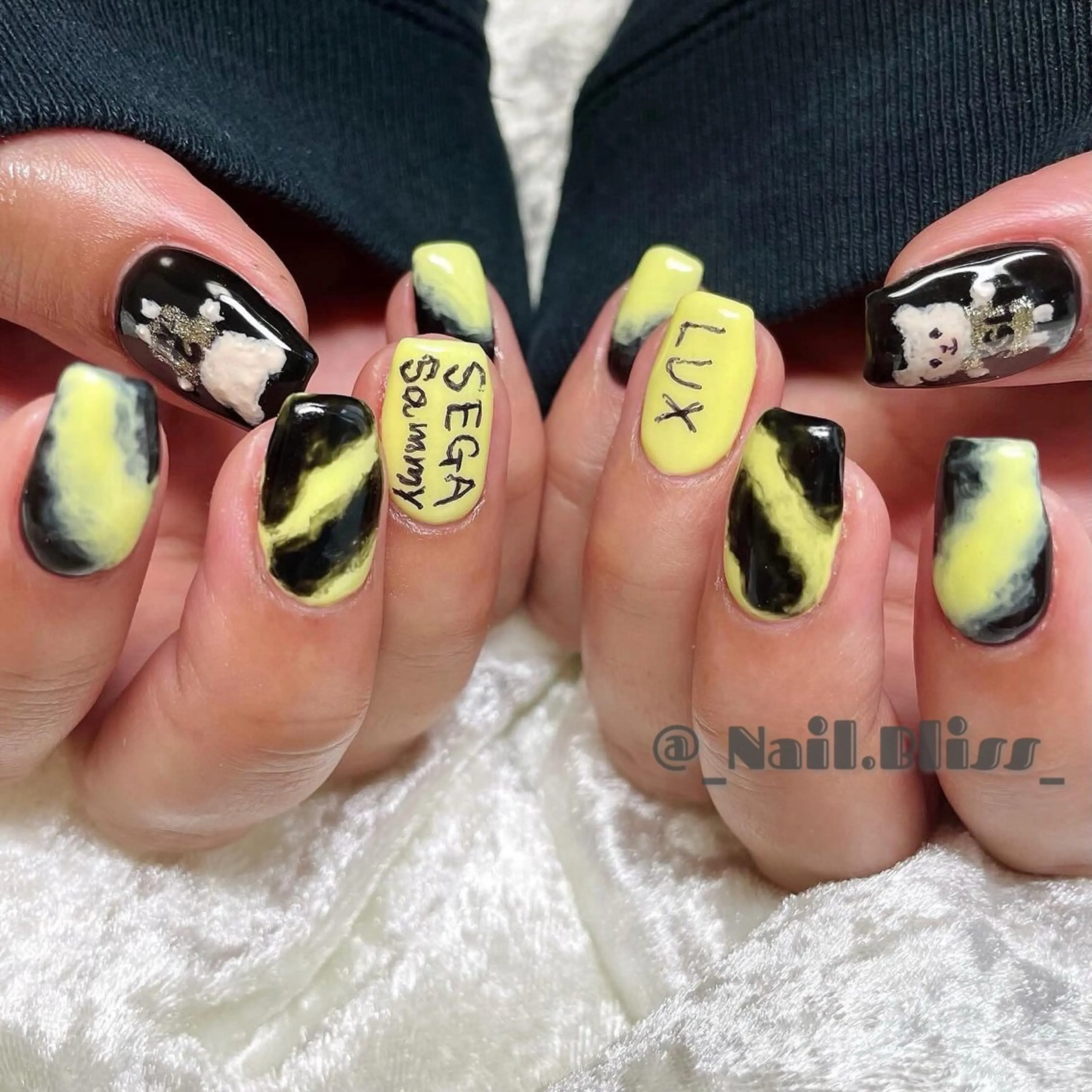 ネイル ハンドネイル NAIL BLISSのネイルデザイン