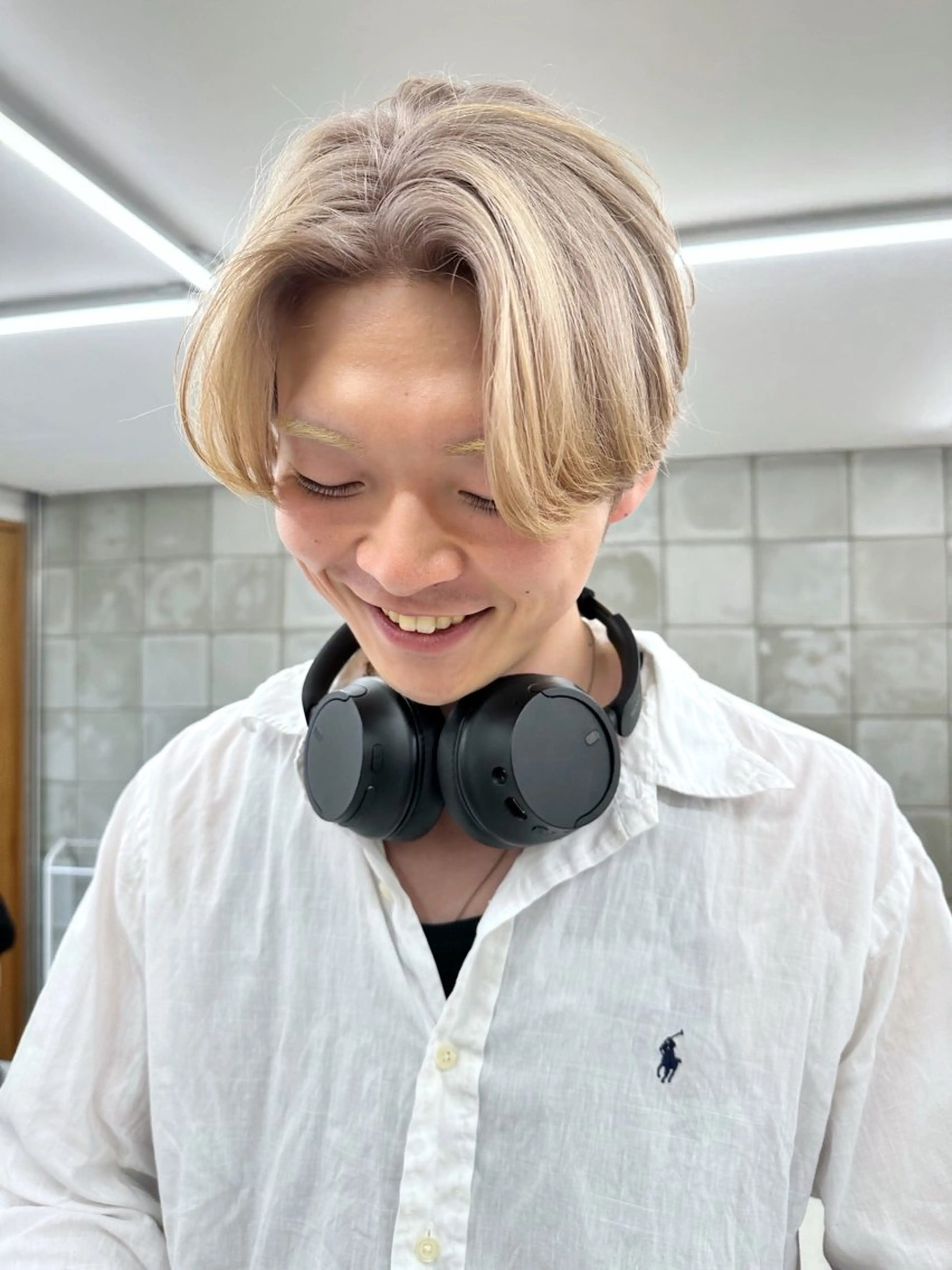 ショート カラー ベージュカラー ブロンド ブロンドベージュ ホワイトブロンド カット ヘアカラー パーマ /レイヤー 榛地渉馬 /矢場町のヘアスタイル