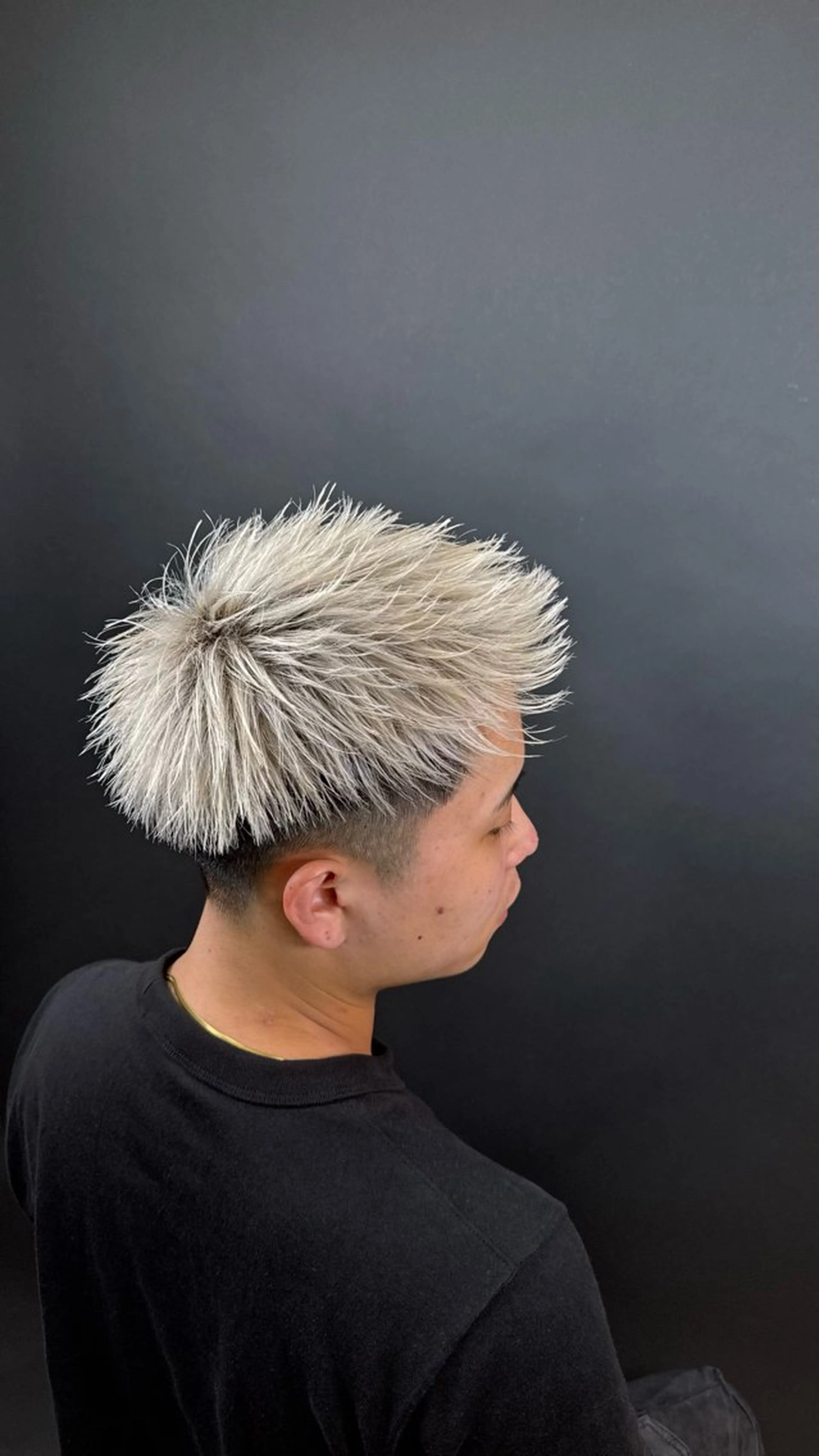 カラー メンズ カット ヘアカラー KAMINAO HIRYUのヘアスタイル