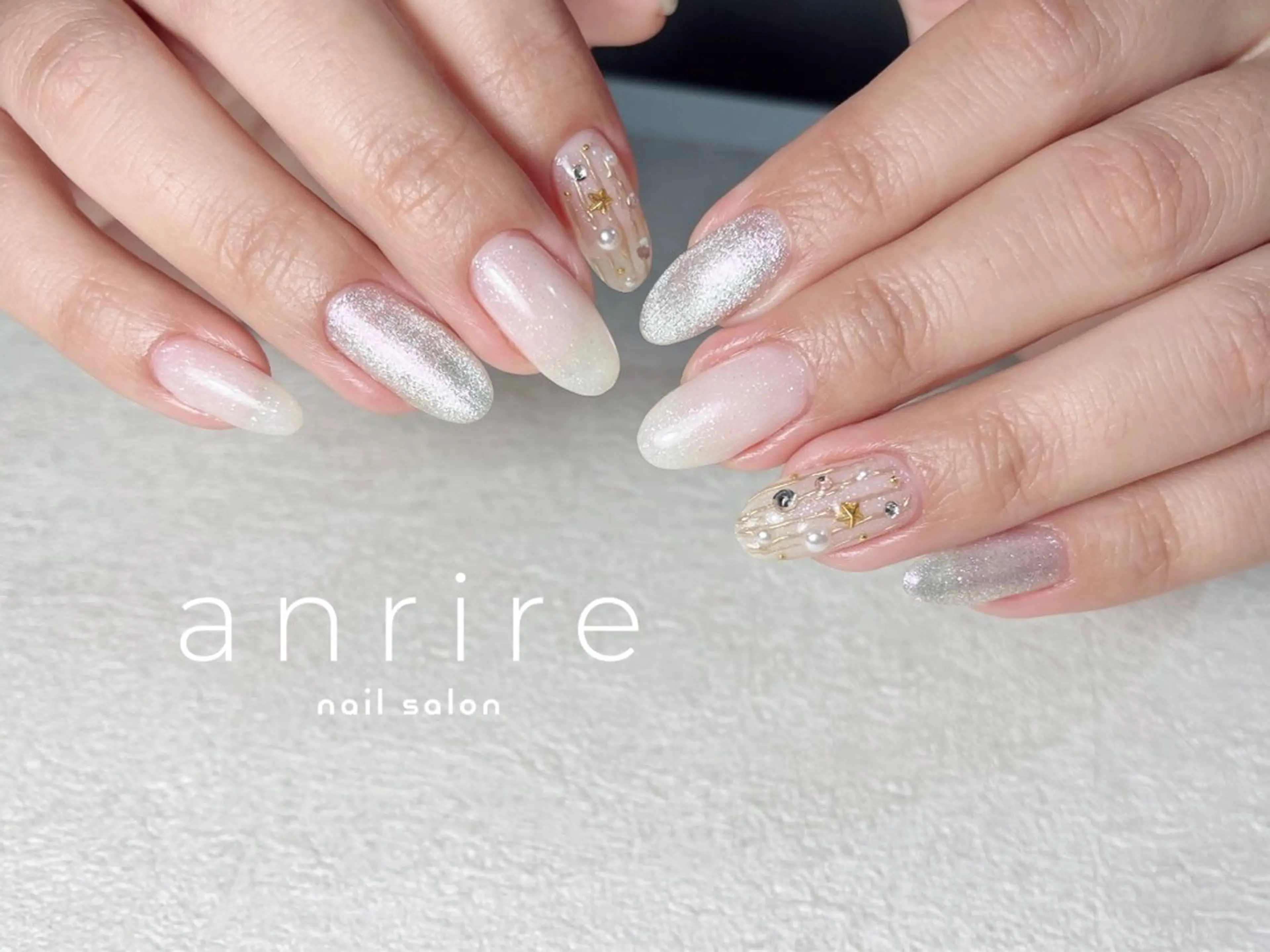 ネイル アートネイル ブルー ジェルネイル キラキラネイル マグネットネイル ハンドネイル nailsalon anrireのネイルデザイン