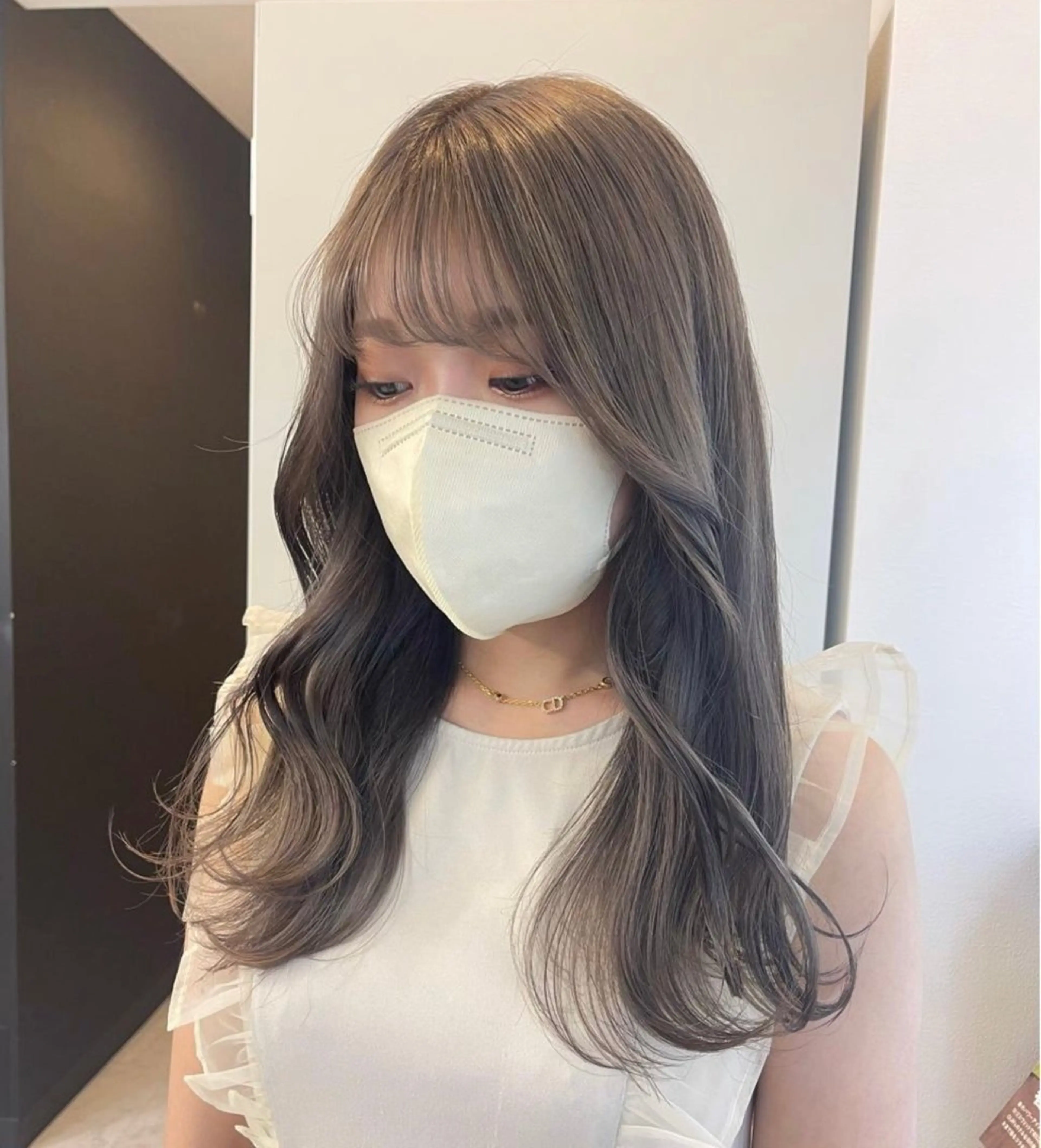 ロング カラー 透明感カラー グレージュ ヘアカラー トリートメント 💋ハイトーンデザイ ンヘア💋A'nyuのヘアスタイル