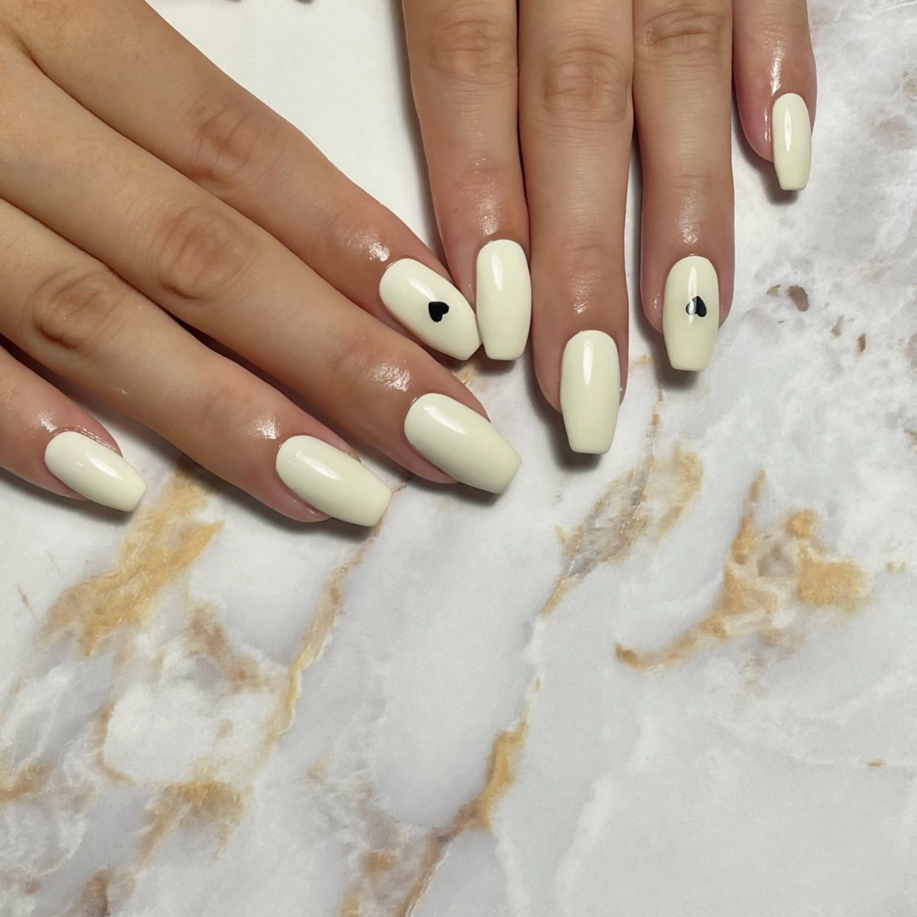 ネイル ハンドネイル ハンドケア m-nail 🌙minamiのネイルデザイン