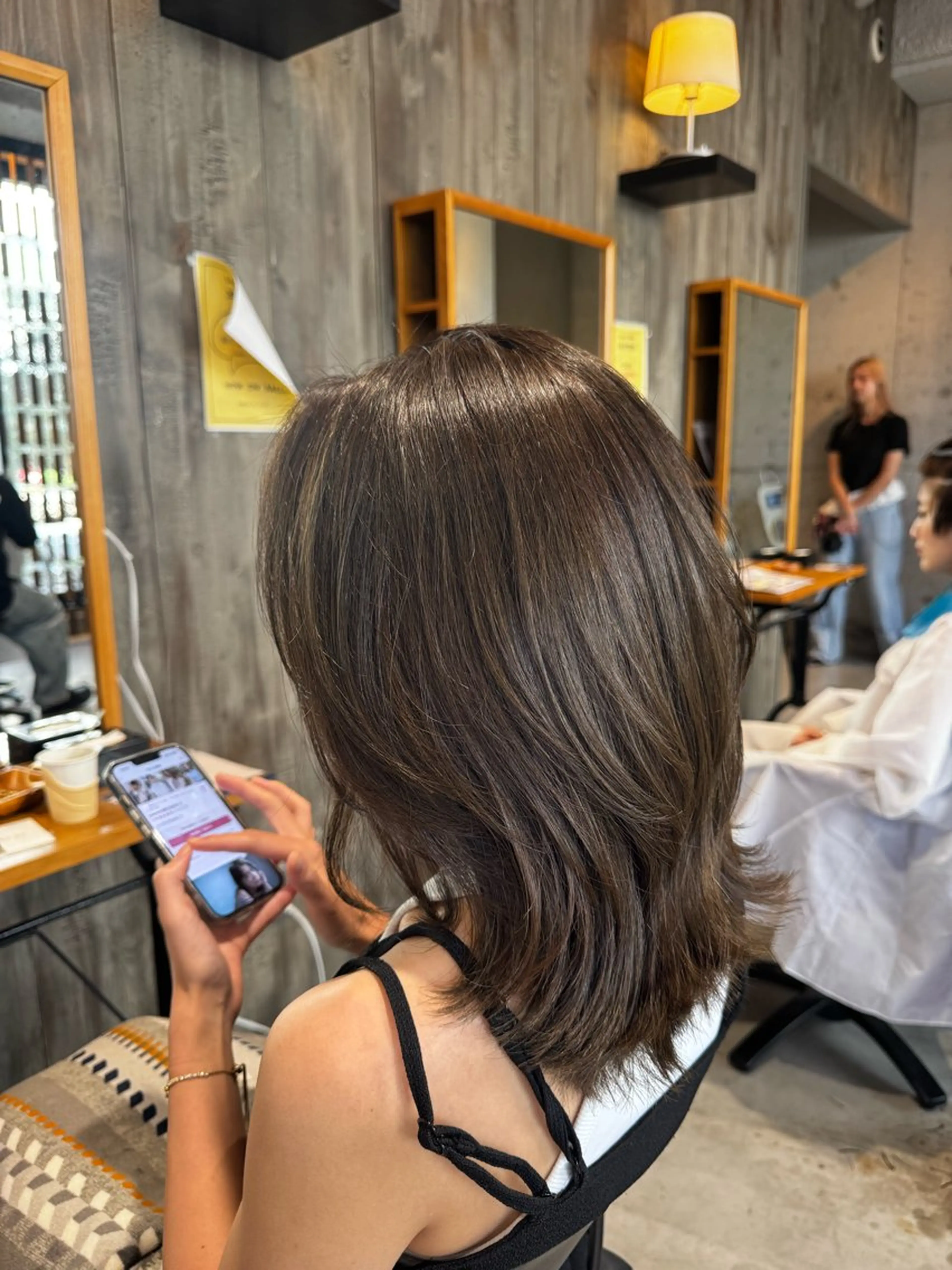 ミディアム カット 山本 望華のヘアスタイル