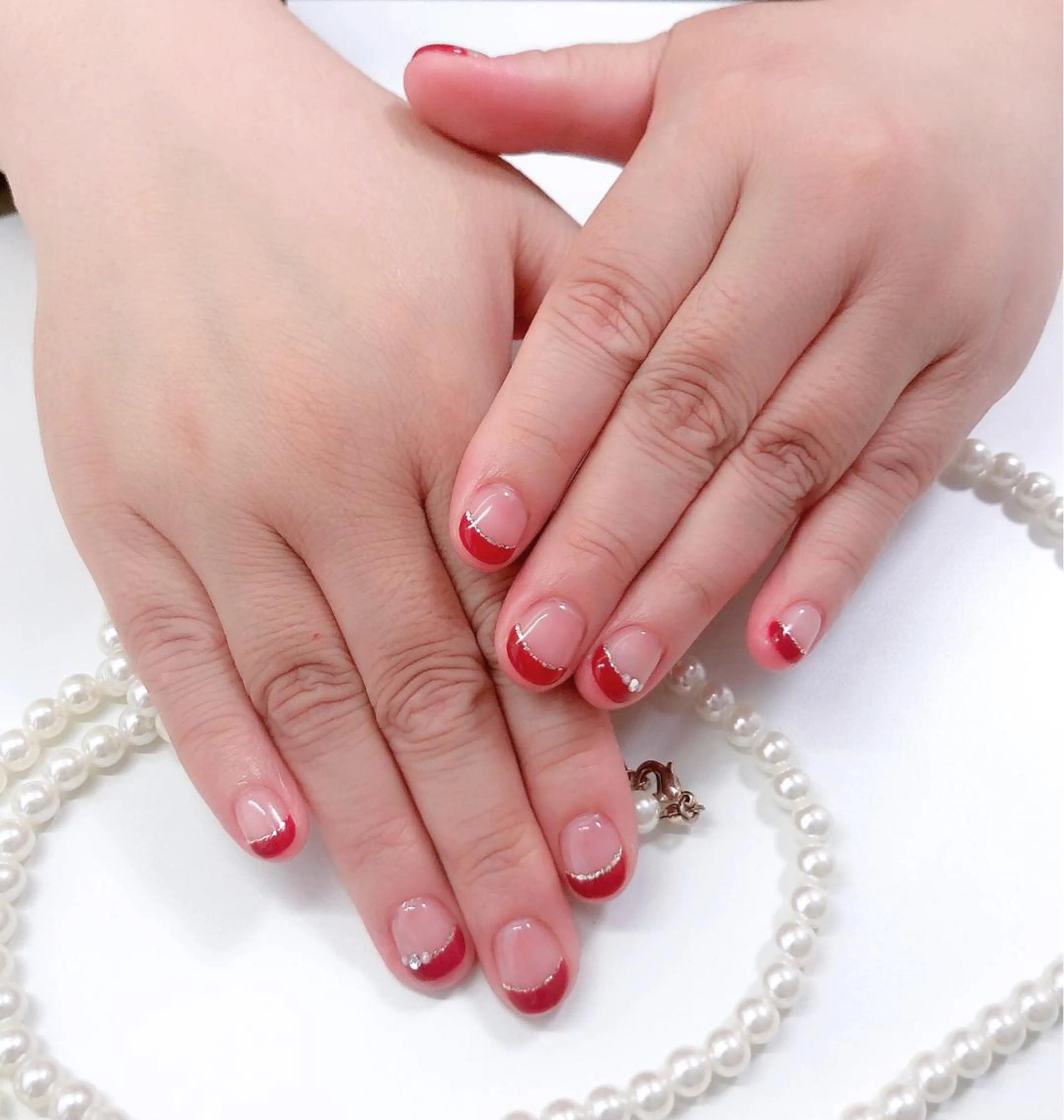 ネイル フレンチネイル ラメ(グリッター) 片平 恭子のマツエク・マツパデザイン