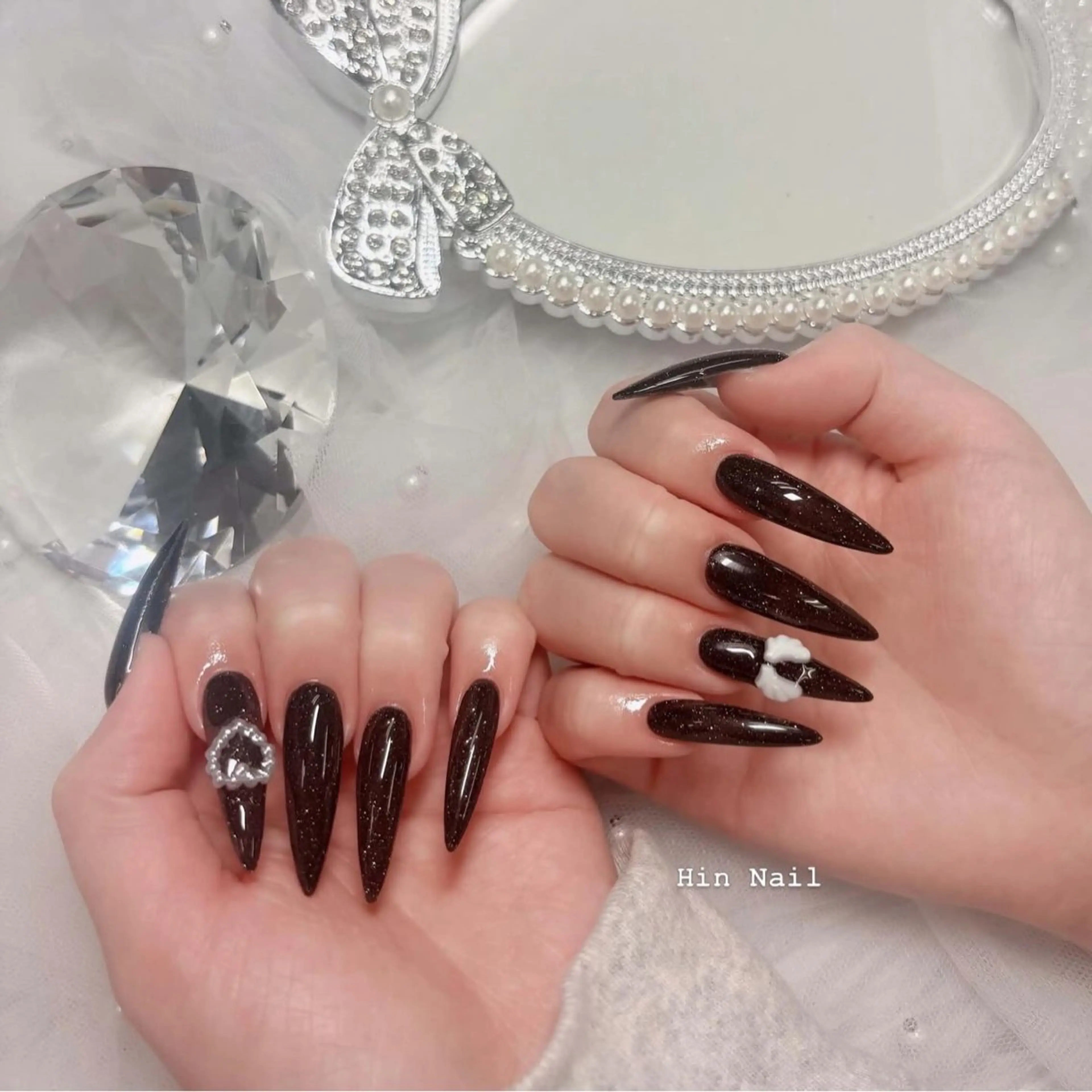ネイル ハンドネイル HIN NAILのネイルデザイン
