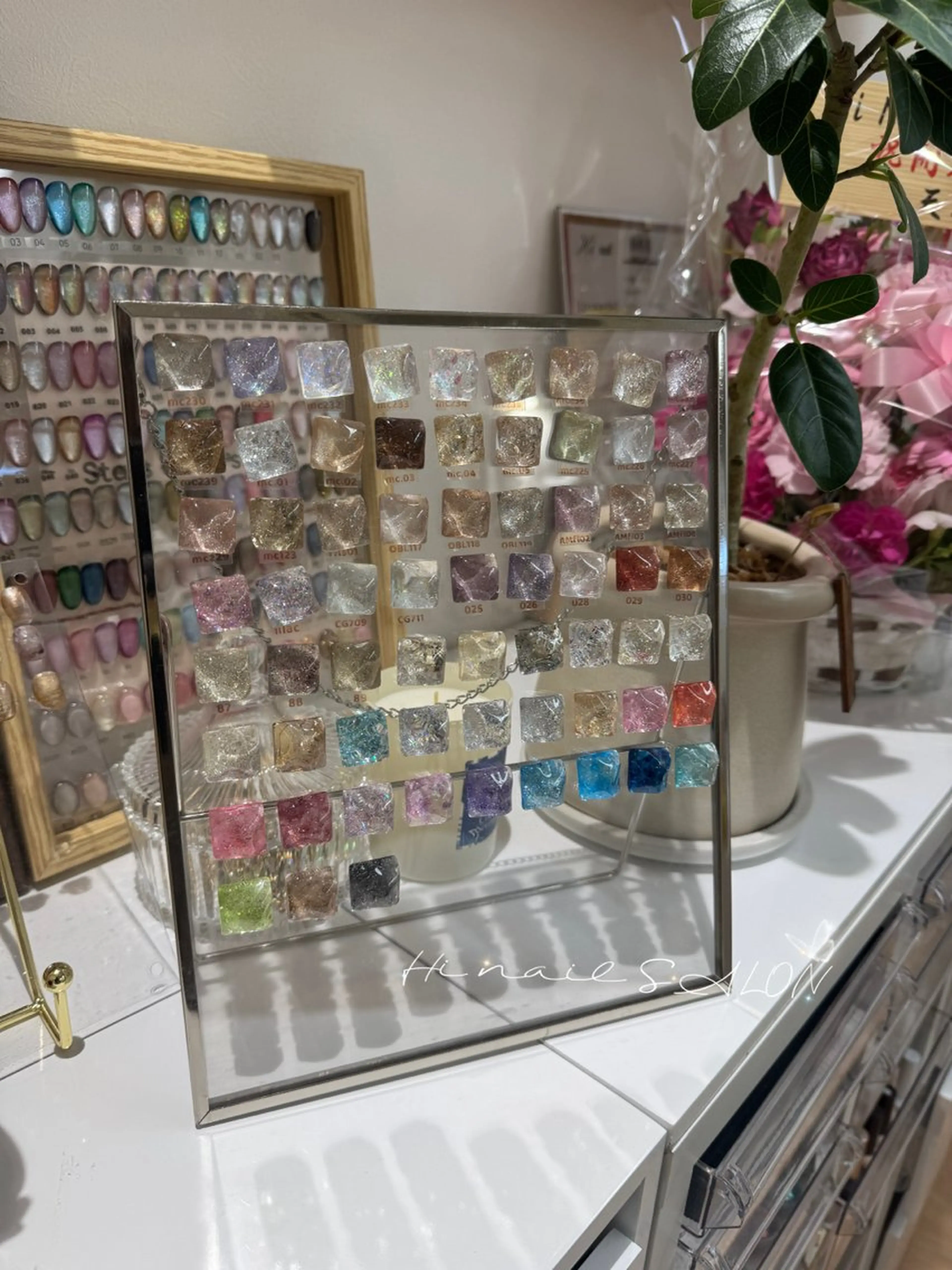 ネイル オーロラネイル 長さ出し フラッシュネイル フレンチネイル ジェルネイル Hi nail 【ハイネイル】池袋のネイルデザイン