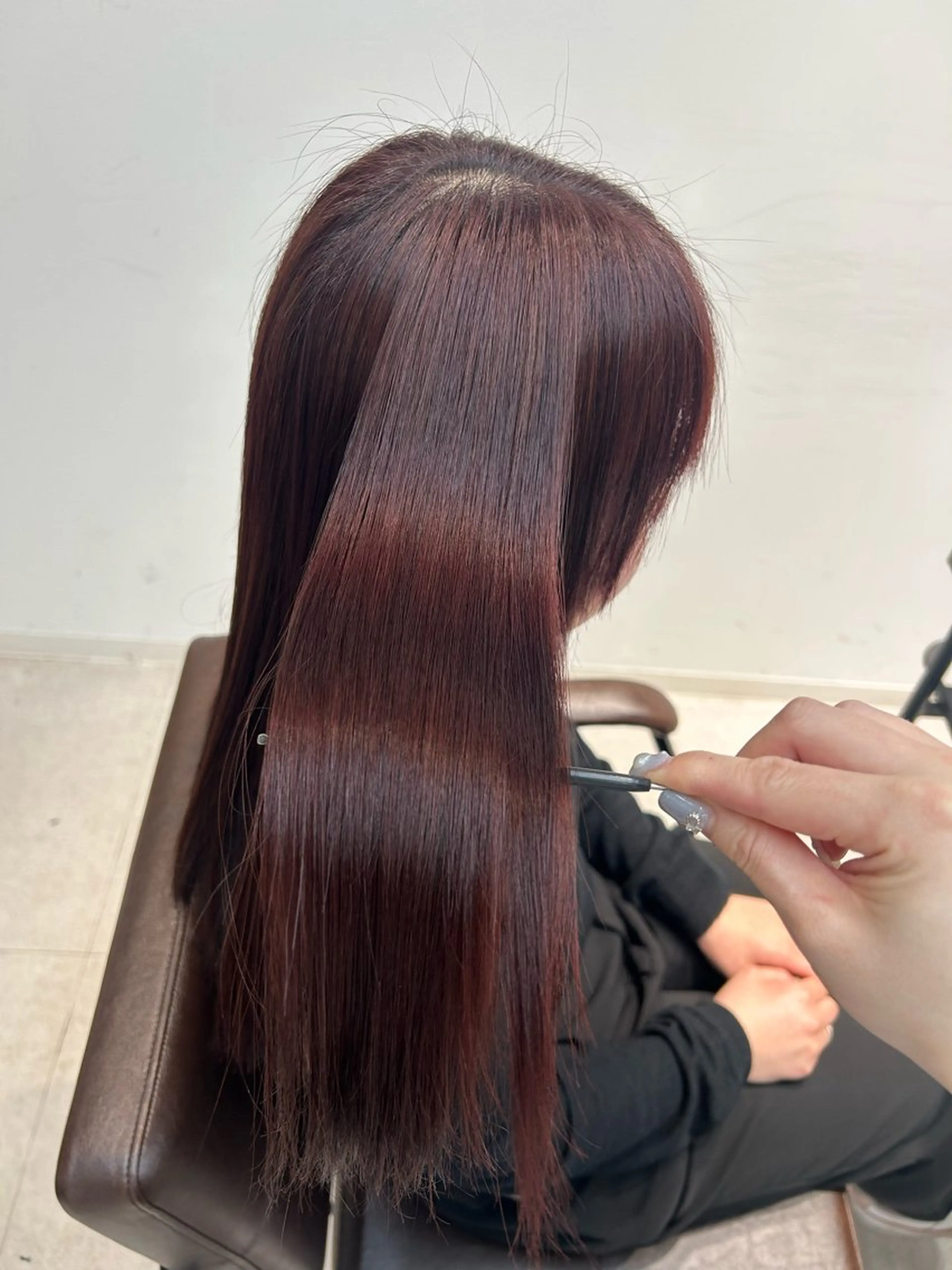 セミロング カラー ヘアカラー 縮毛矯正 ninaアイドル前髪 ×透明感🎀のヘアスタイル