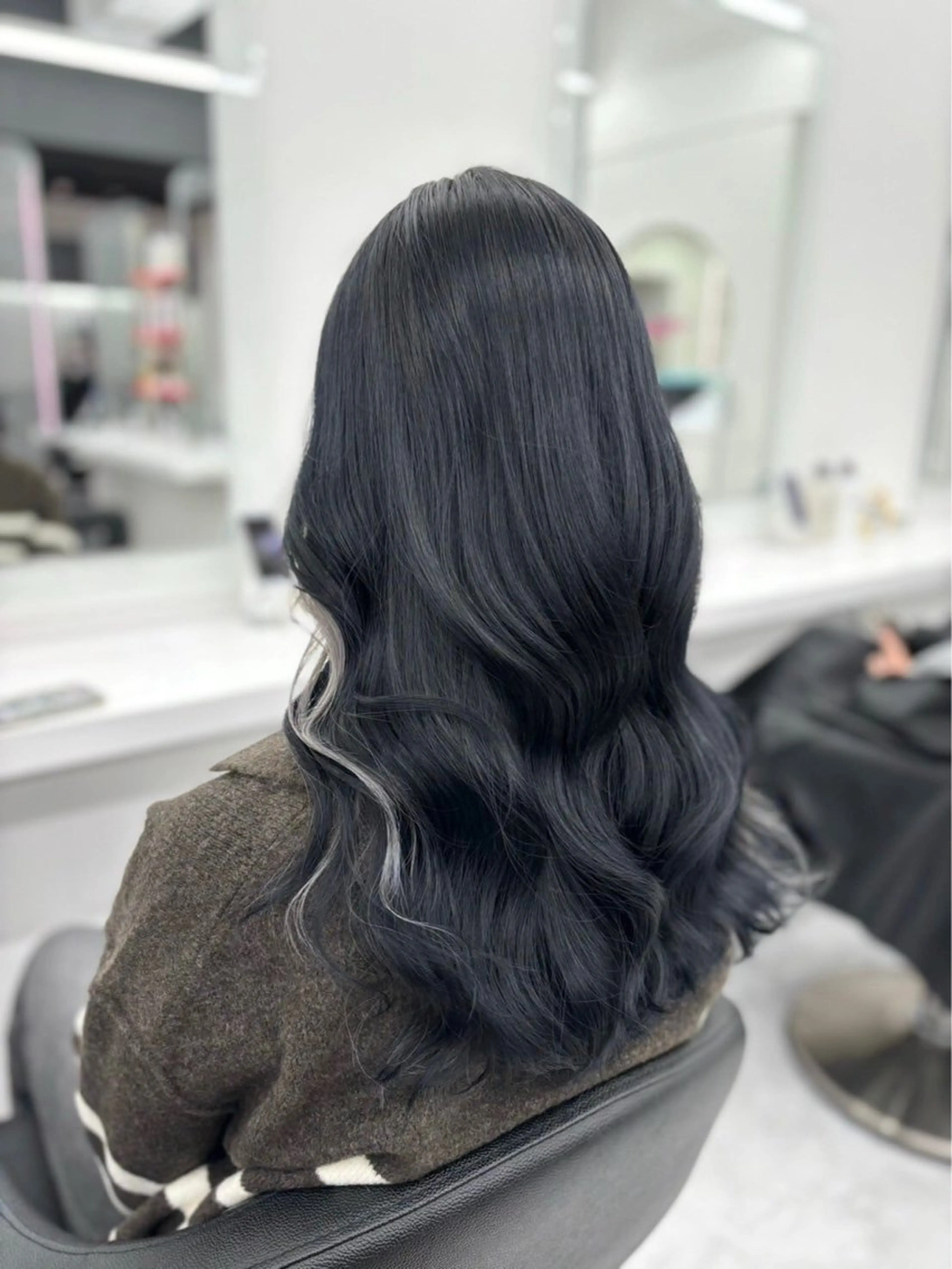 ロング カラー ベージュカラー ブリーチ 透明感カラー ダブルカラー 髪質改善 ヘアカラー 透明感🤍レイヤー ベージュ‎🤍ピンクのヘアスタイル