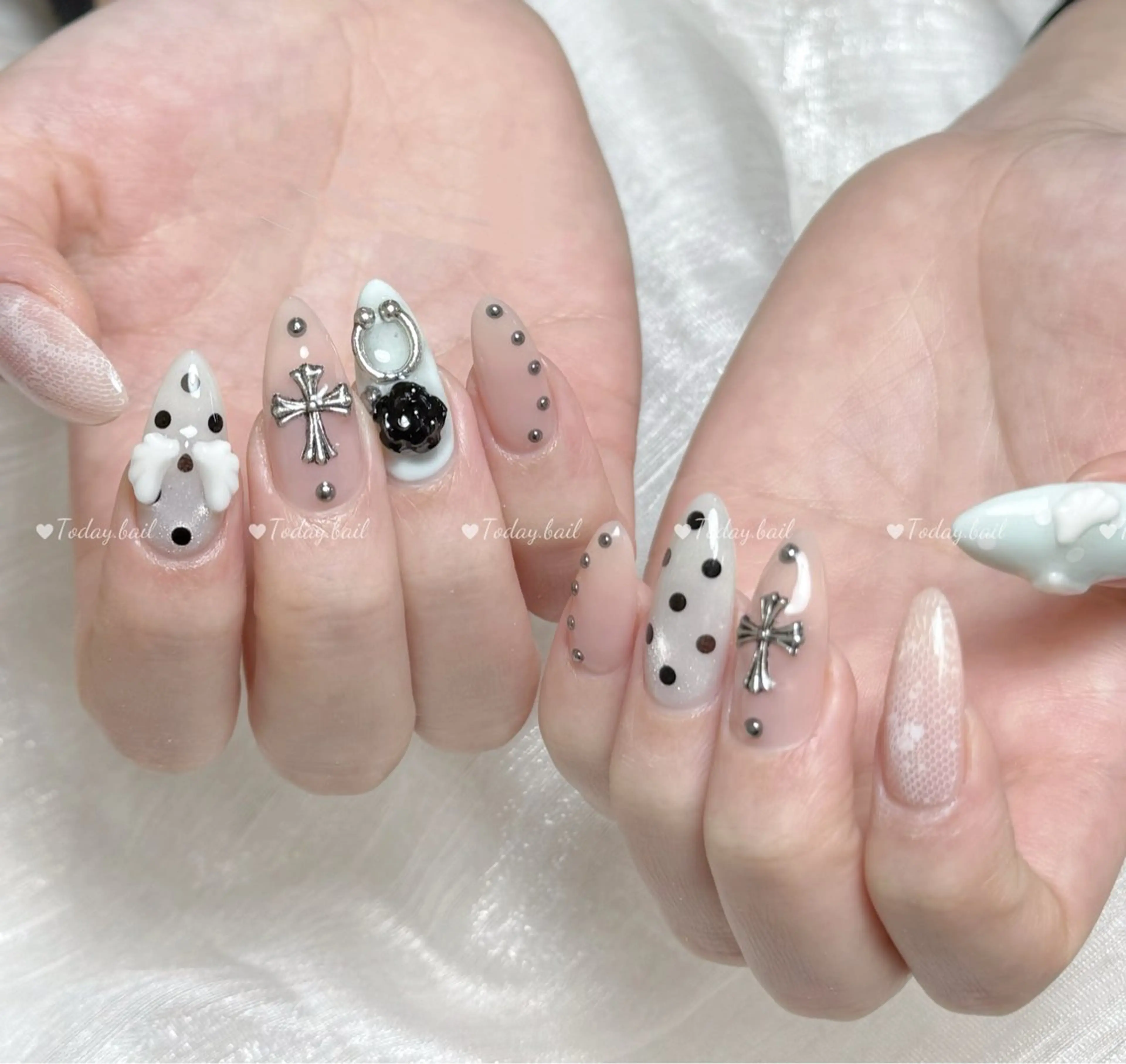 ネイル ハンドネイル 🎀Today nail💅のネイルデザイン