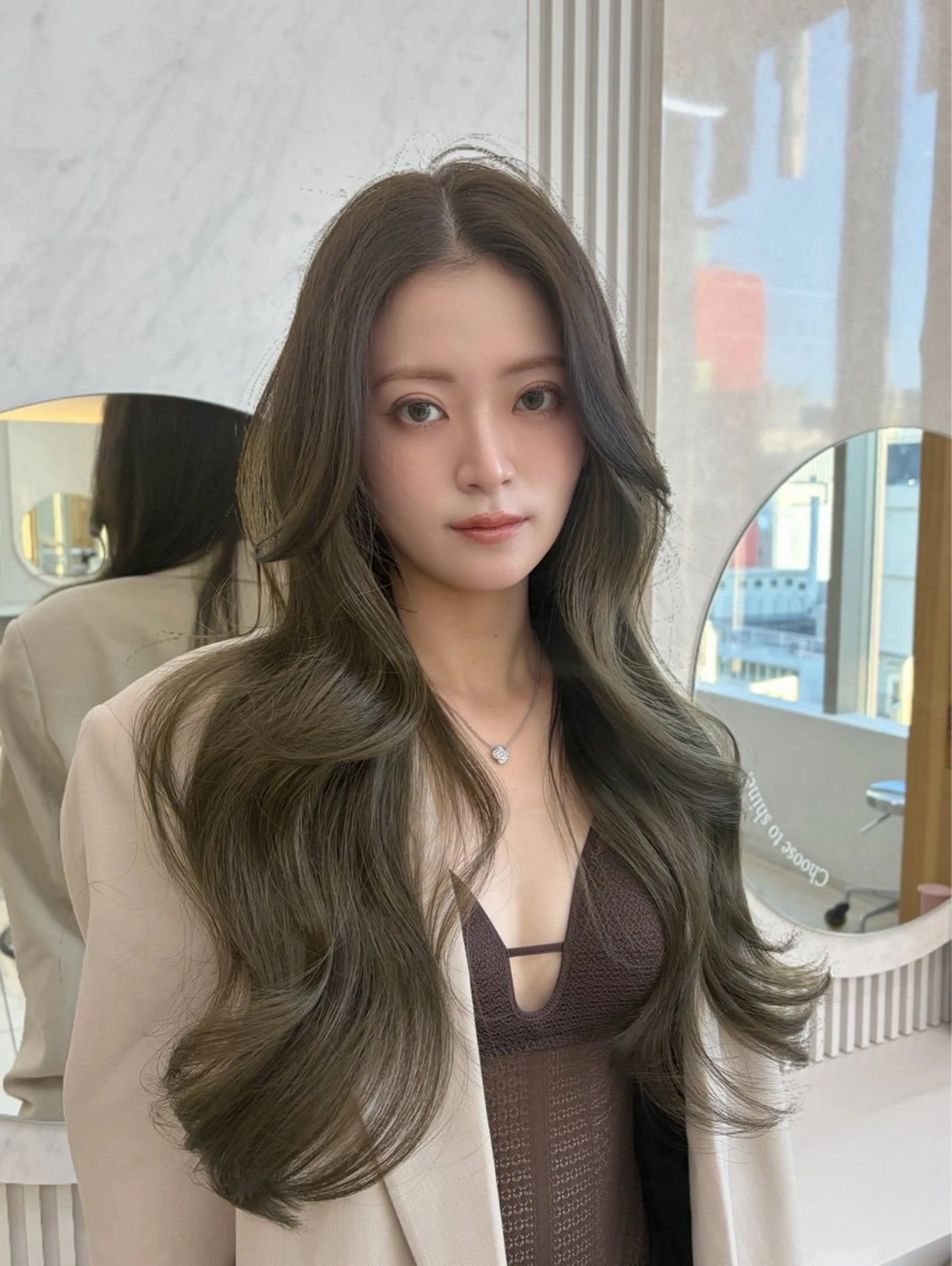 ロング oto🤍×美髪× ゆるふわレイヤーのヘアスタイル