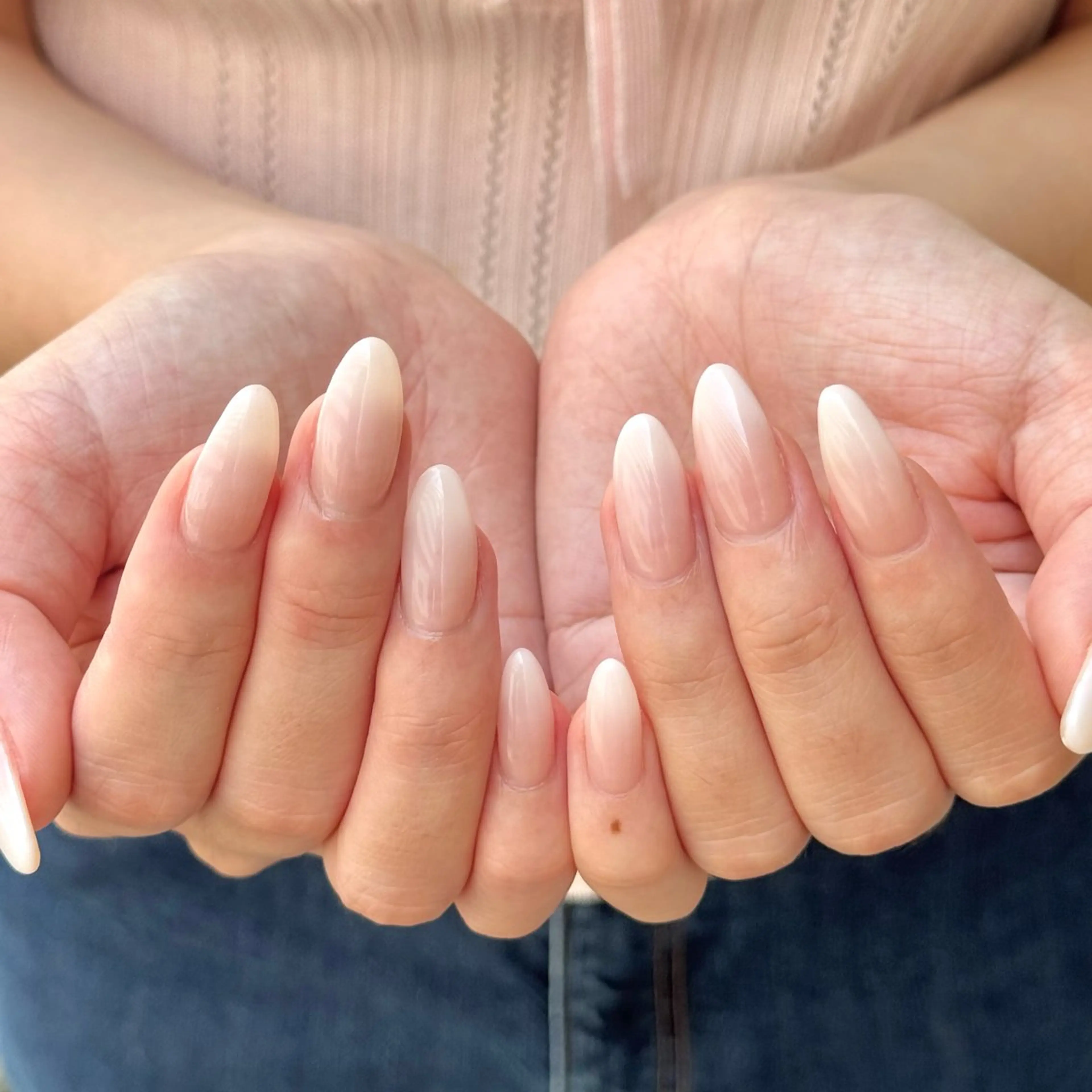 ネイル グラデーション Lunoa⟡.· NOZOMIのネイルデザイン