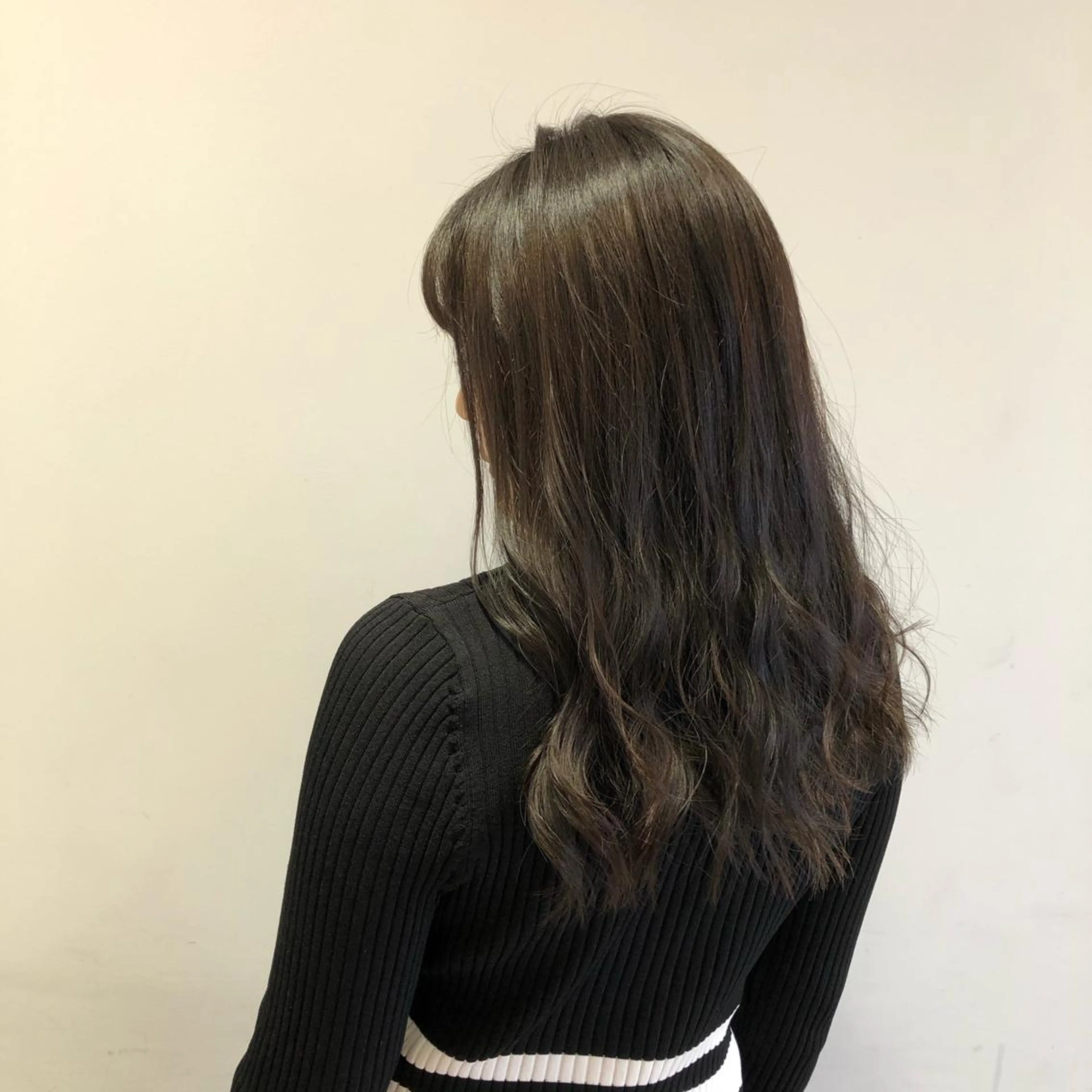 セミロング 岩瀬 翔太のヘアスタイル