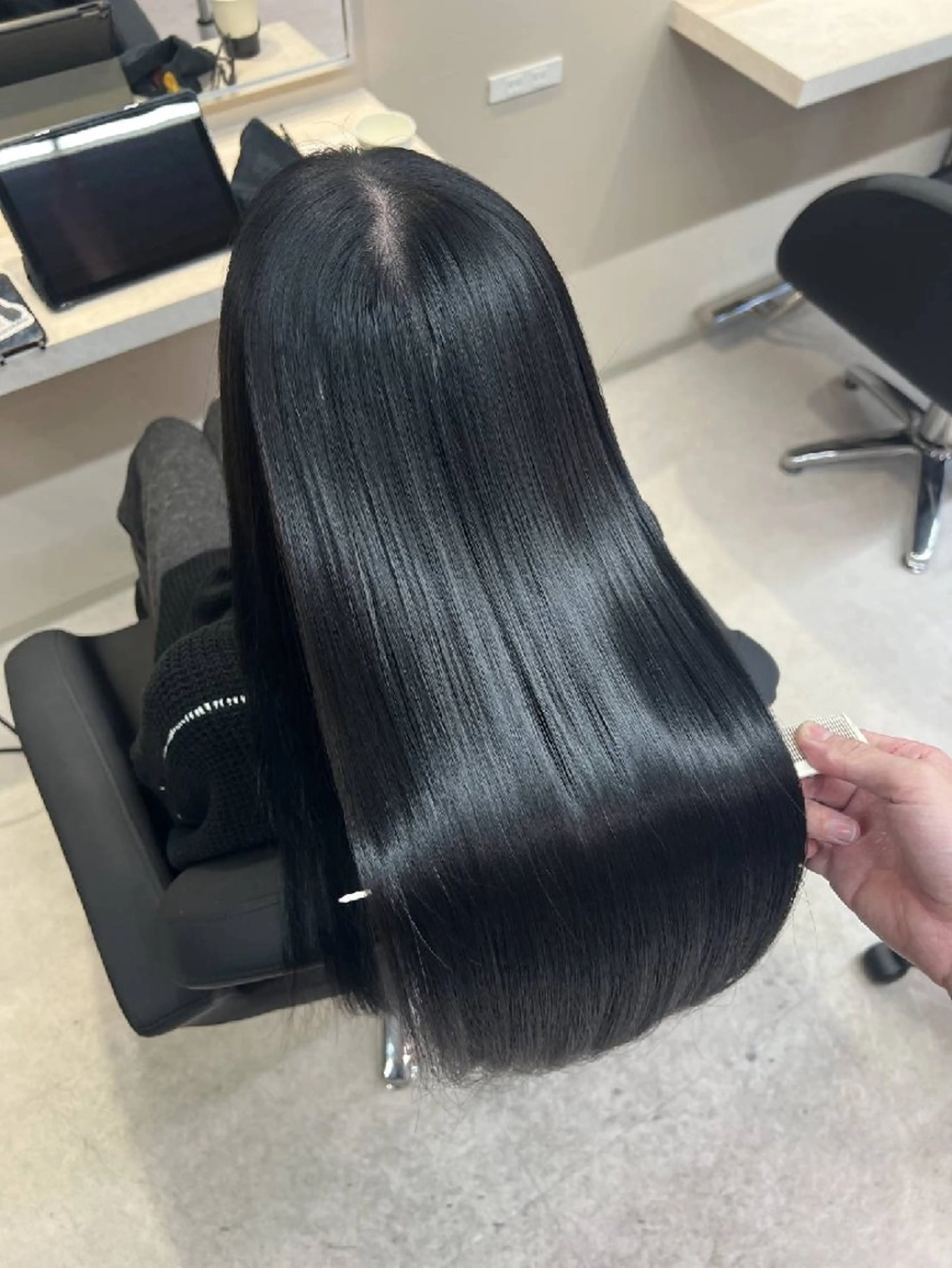 ロング gratitude tomoのヘアスタイル