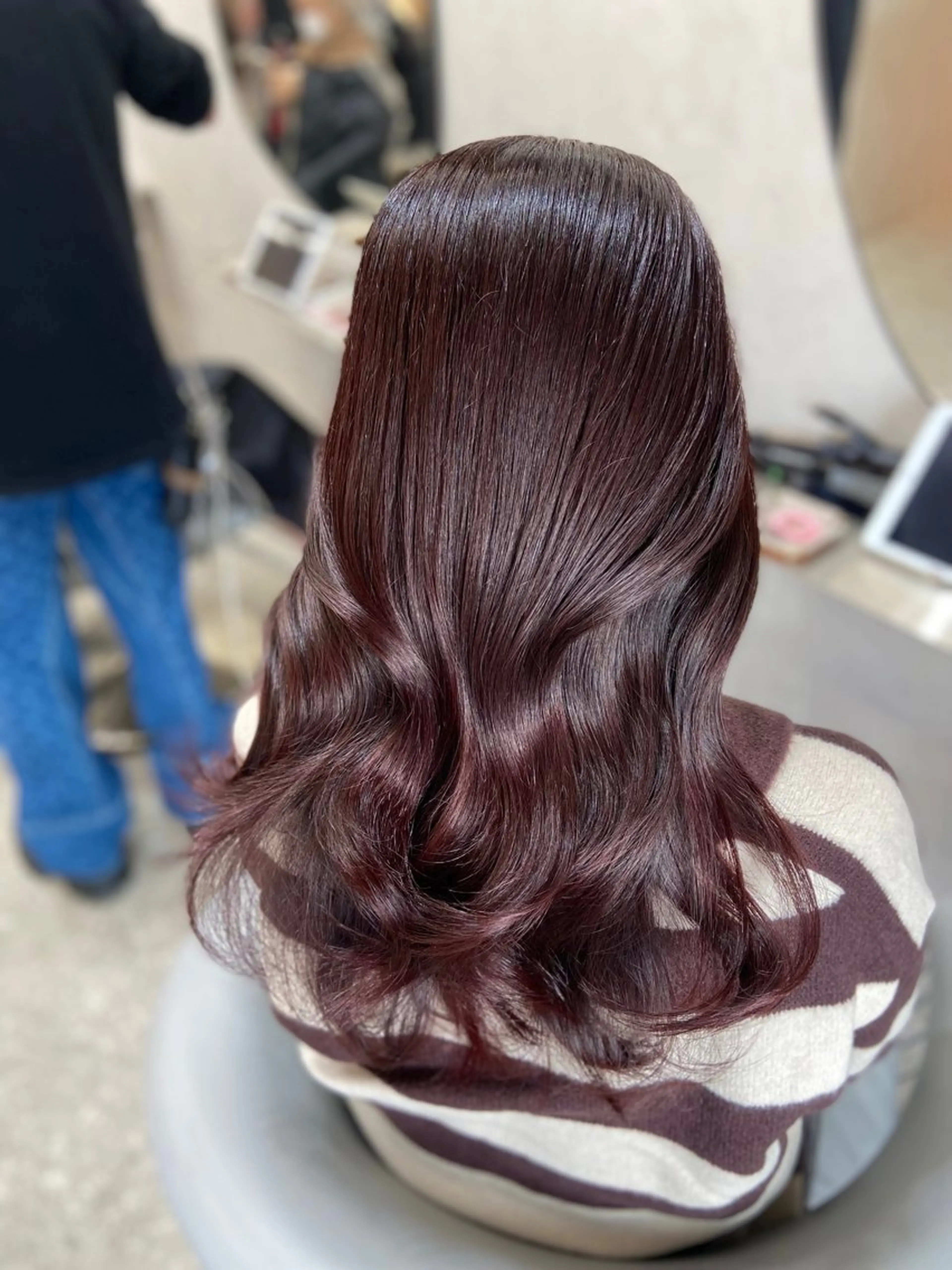 ロング カラー ベージュカラー ブリーチ ブラウンカラー ケアブリーチ チョコレートブラウン 新宿/韓国ヘア 中明度カラー/かやのヘアスタイル