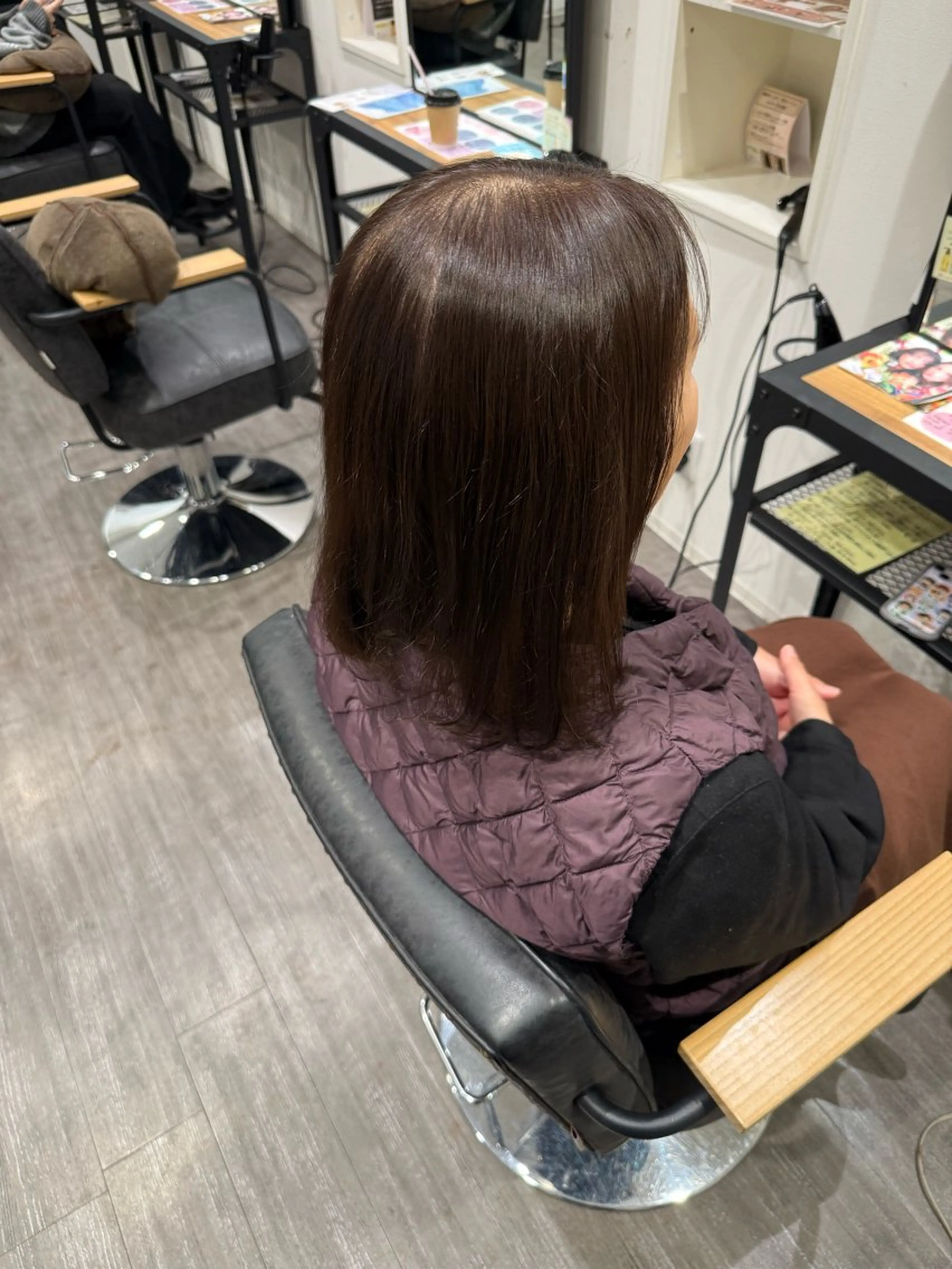 ミディアム カラー アッシュ アッシュブラウン ブラウンカラー ヘアカラー トリートメント 艶髪レイヤー上田 紗也🇰🇷💗のヘアスタイル