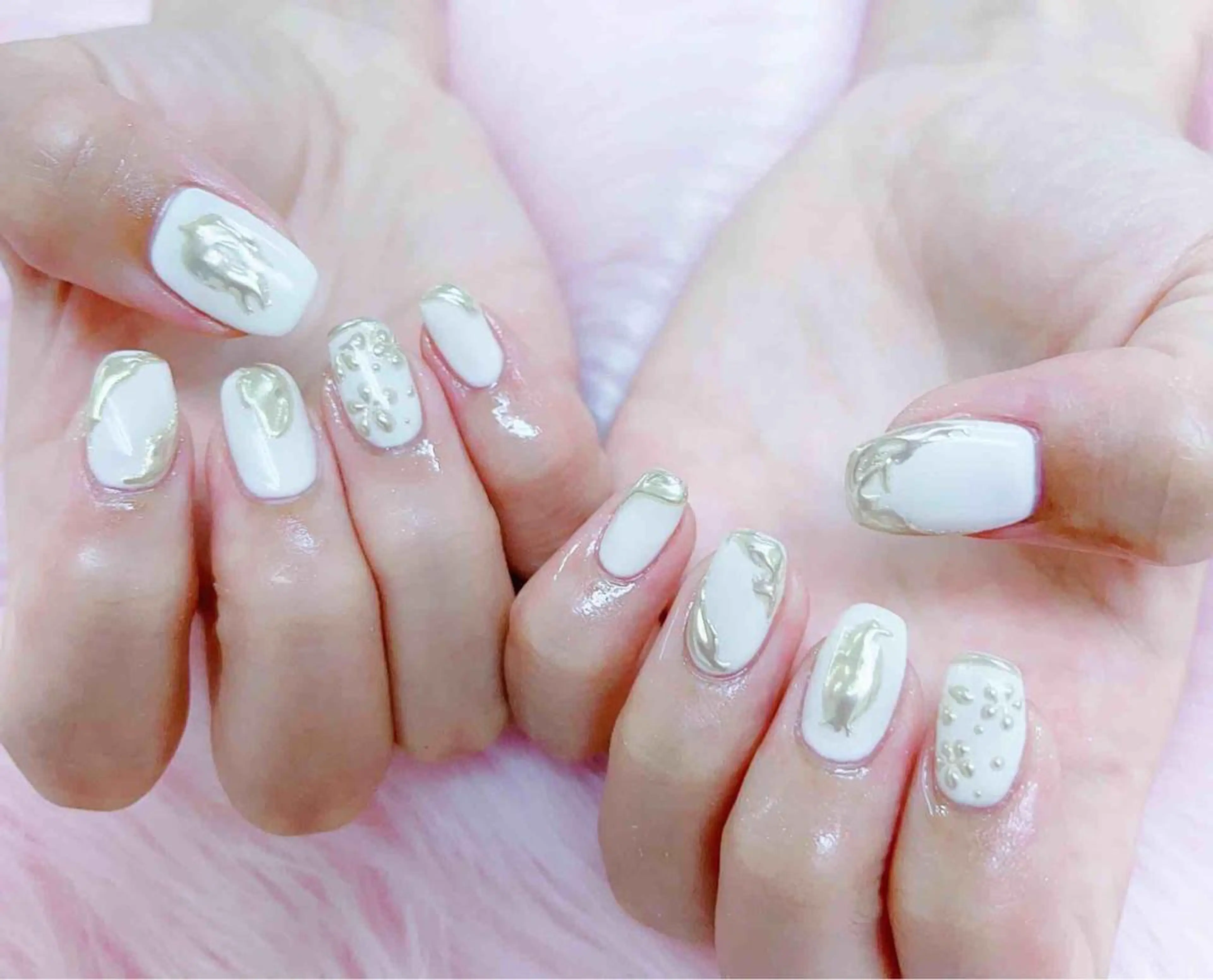 ネイル ハンドネイル MoonNail ユリ🌸のネイルデザイン